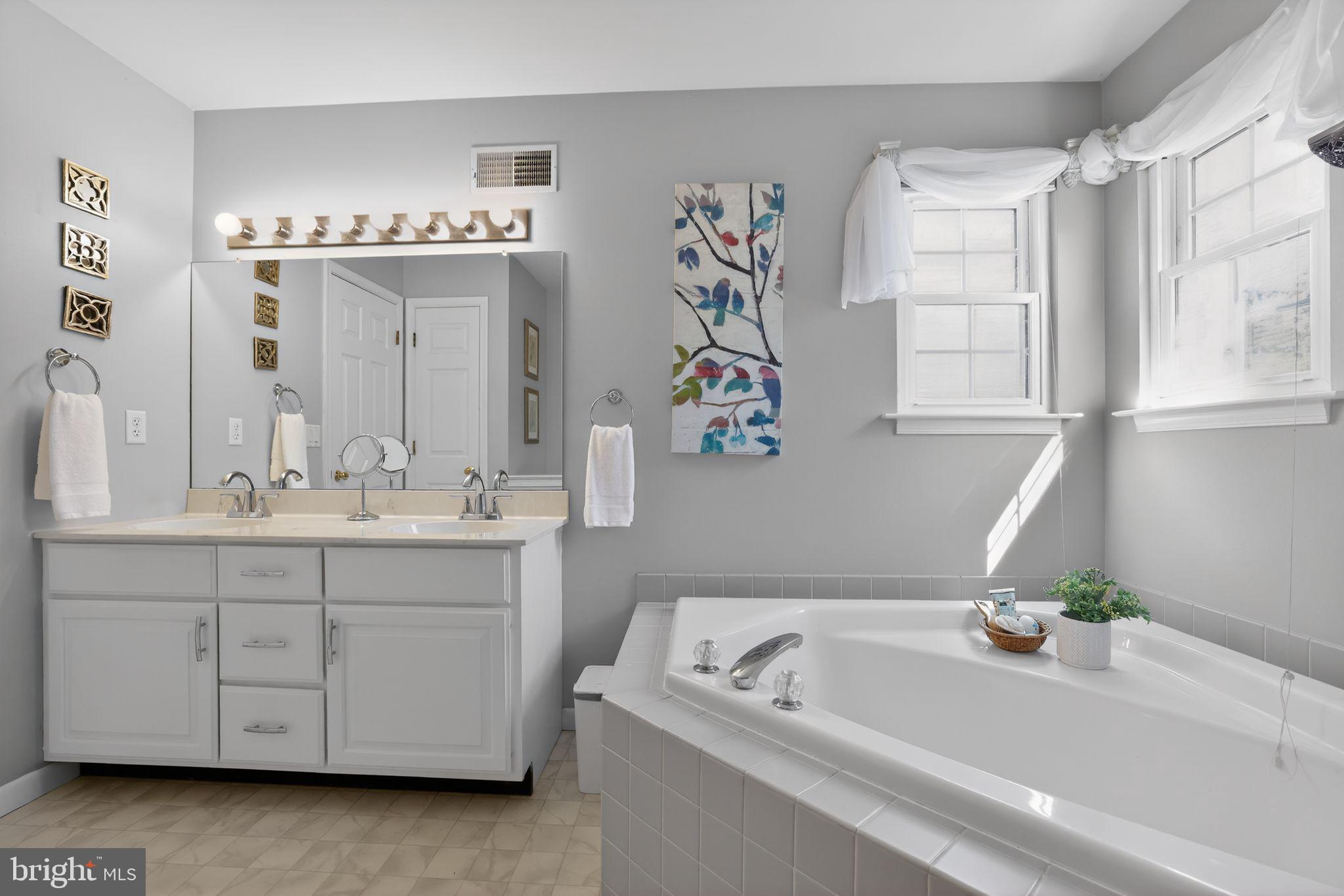 BEECHWOOD - Residential