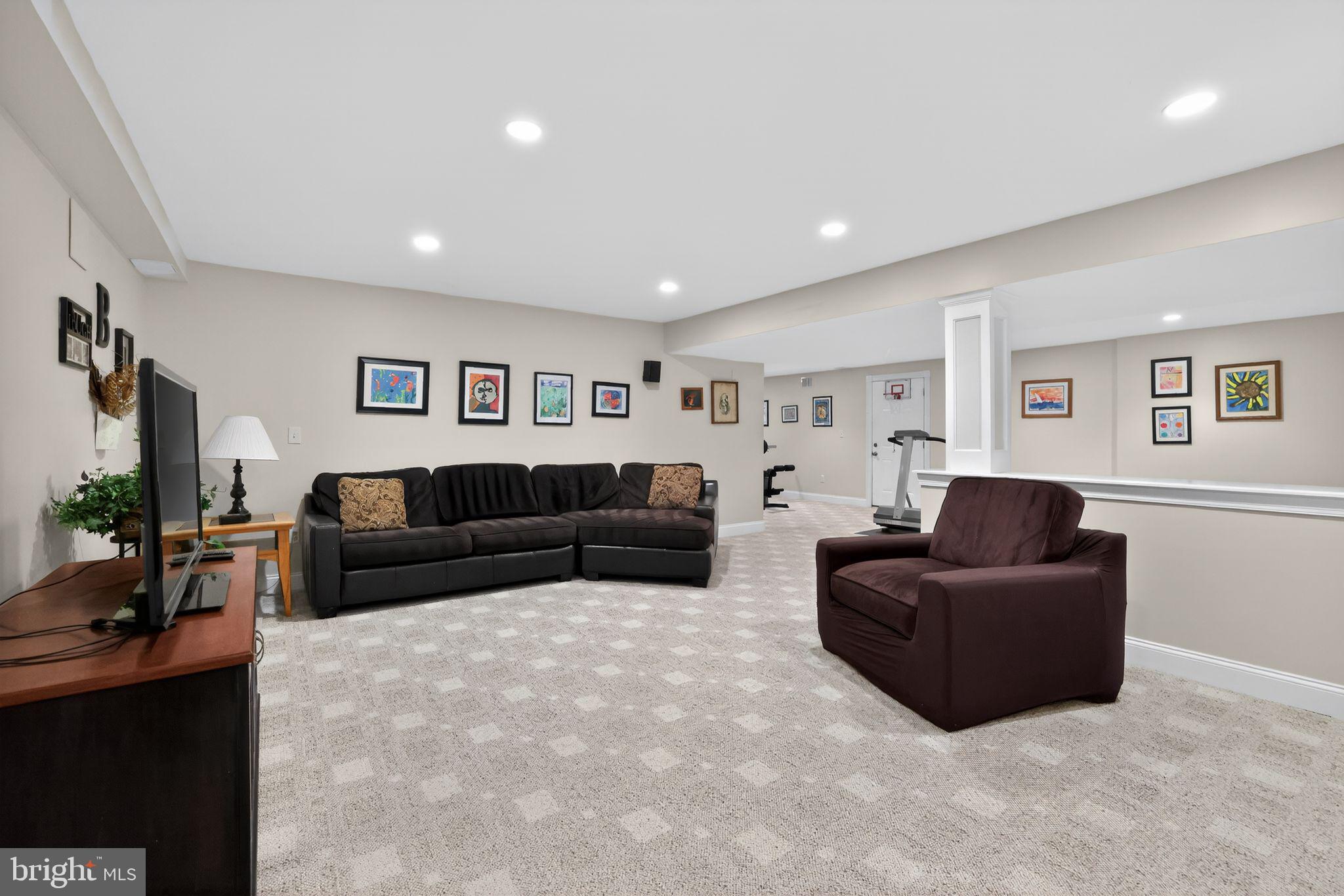 BEECHWOOD - Residential