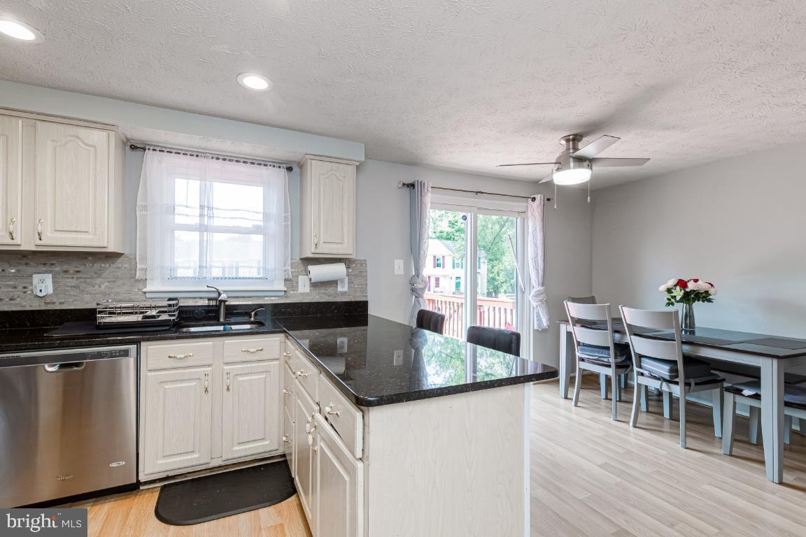 LOTTSFORD - Residential Lease