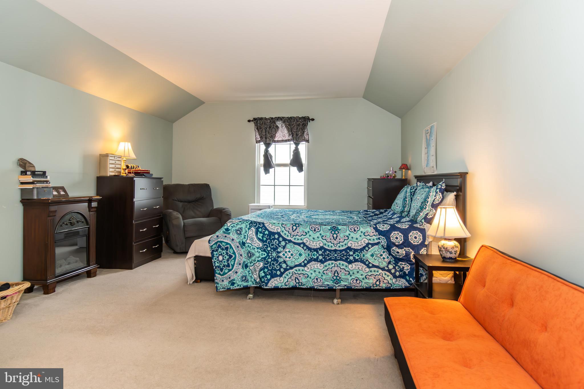 GARDEN ESTATES - Residential