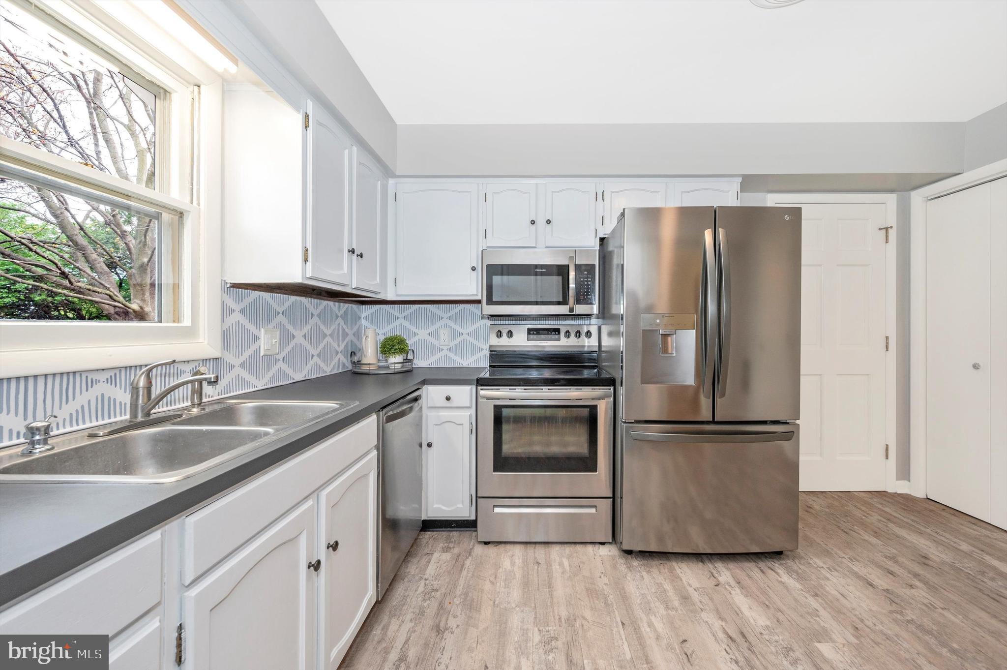 PLEASANT VALLEY - Residential