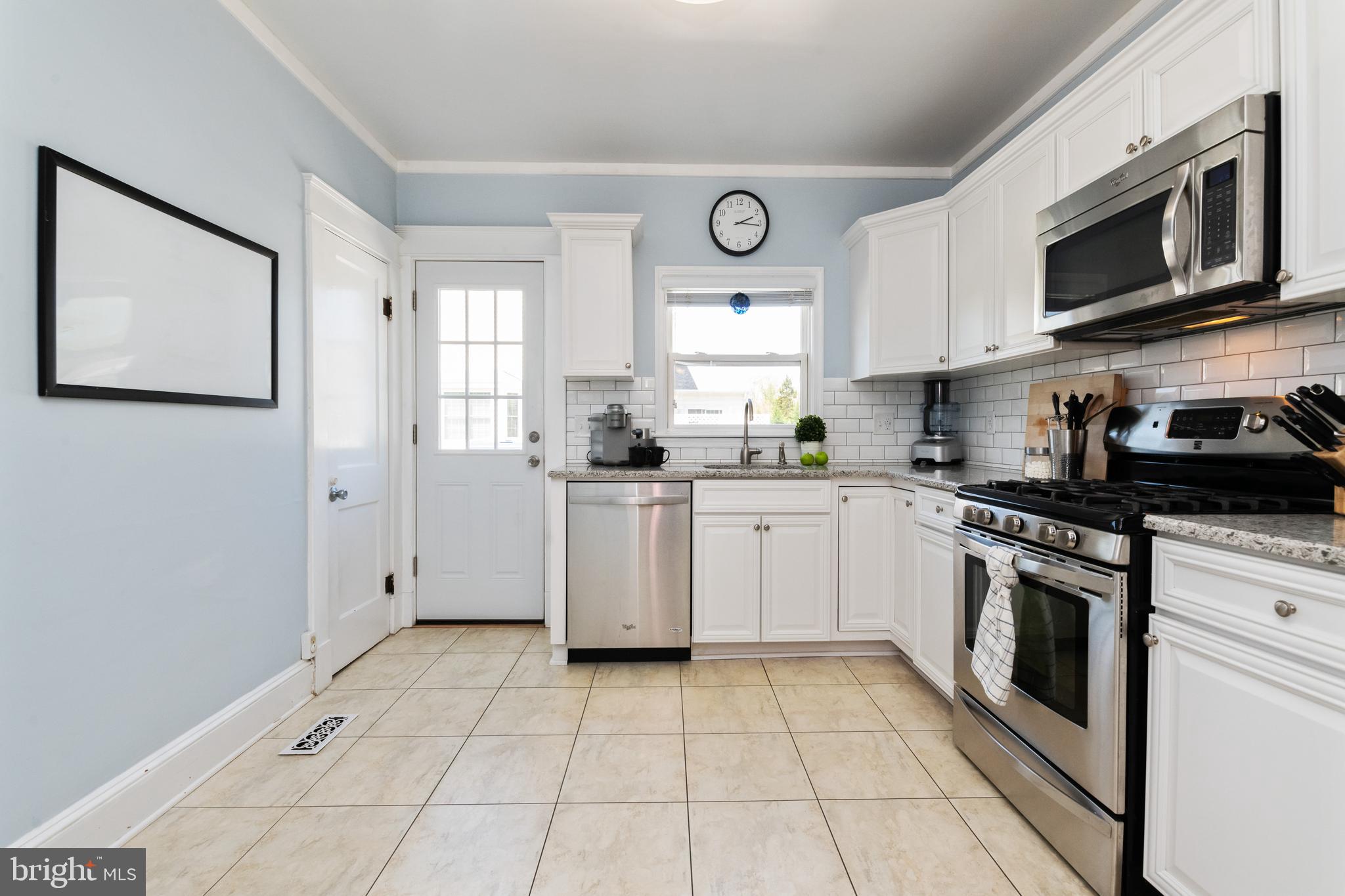 PERRING WOODS COURT - Residential