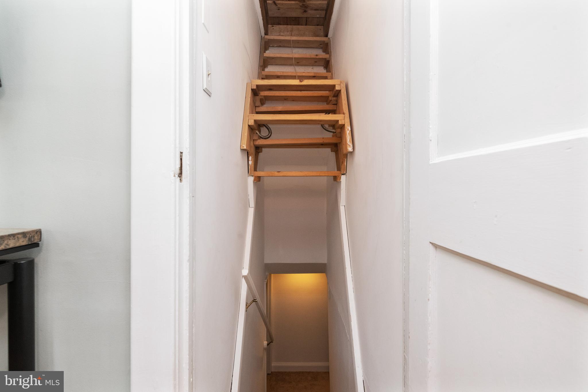 PERRING WOODS COURT - Residential