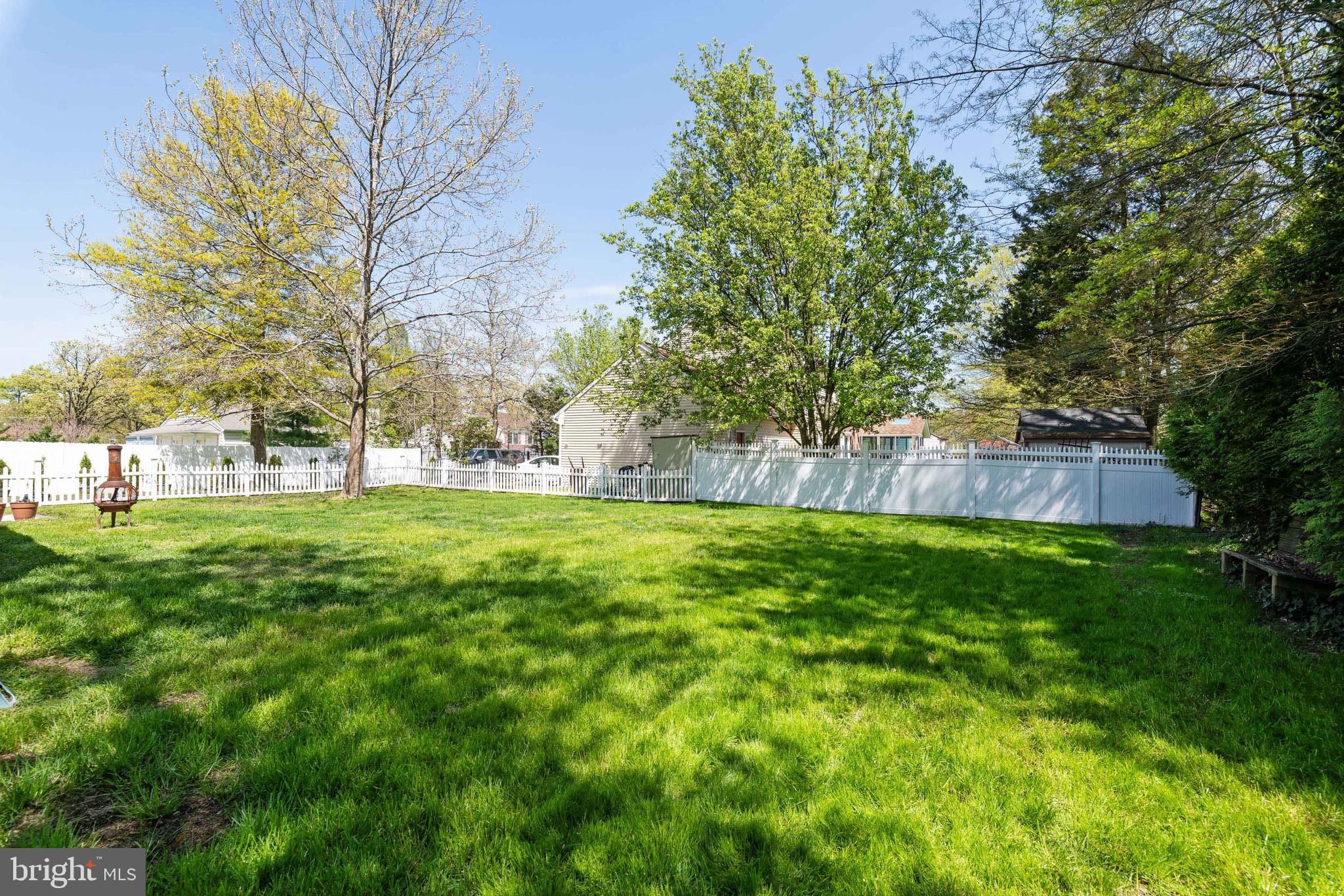 PERRING WOODS COURT - Residential