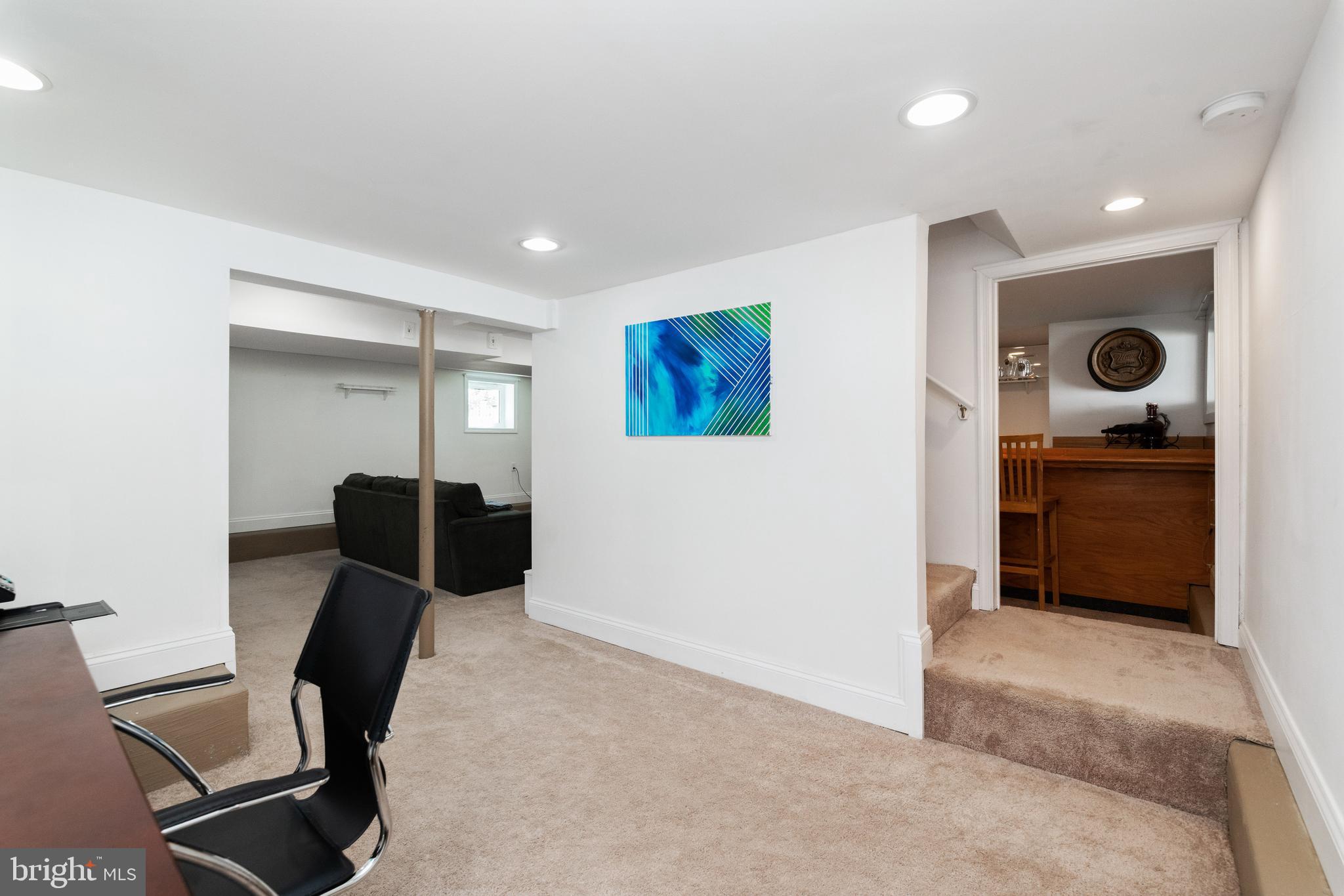 PERRING WOODS COURT - Residential