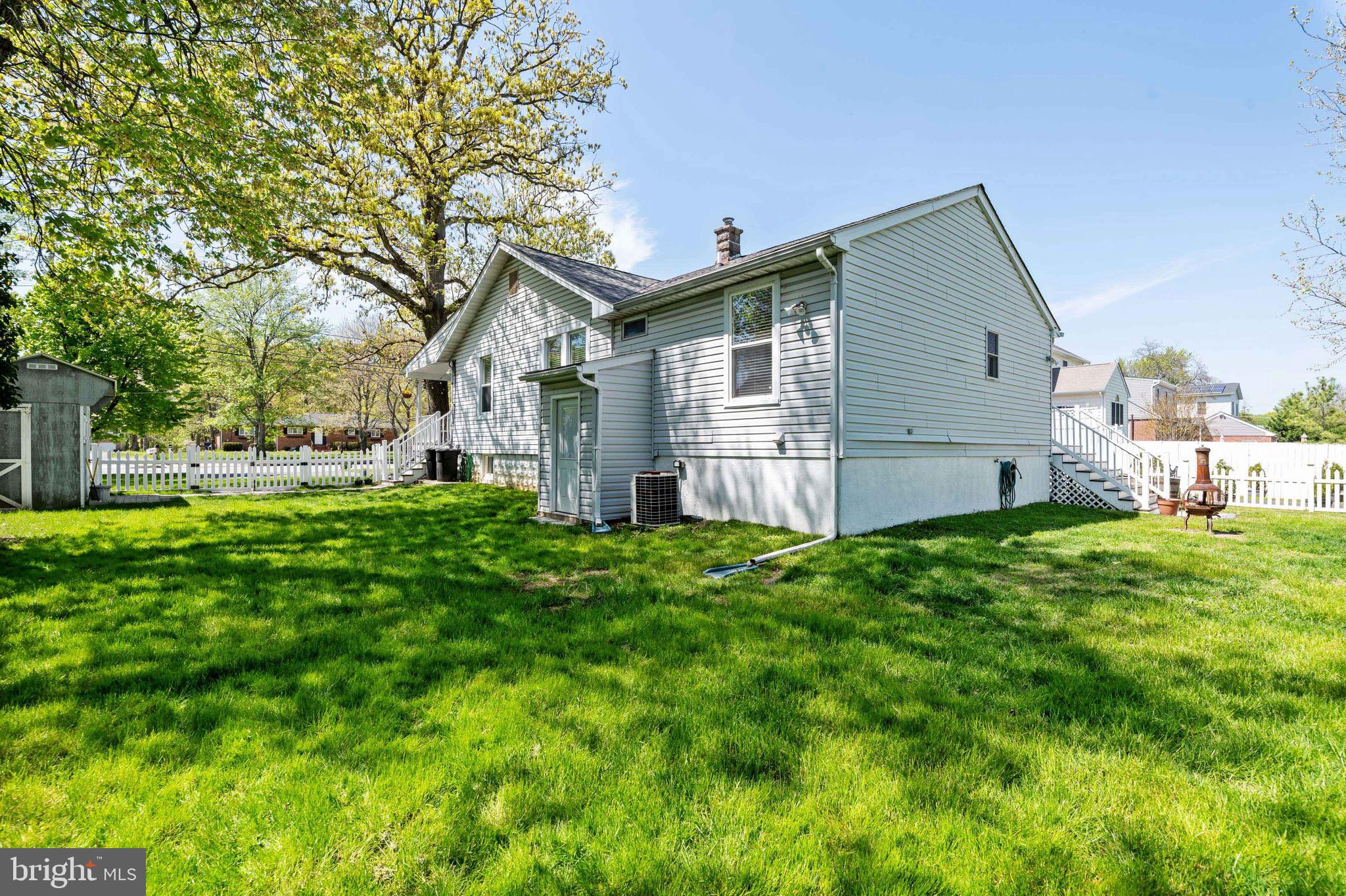 PERRING WOODS COURT - Residential