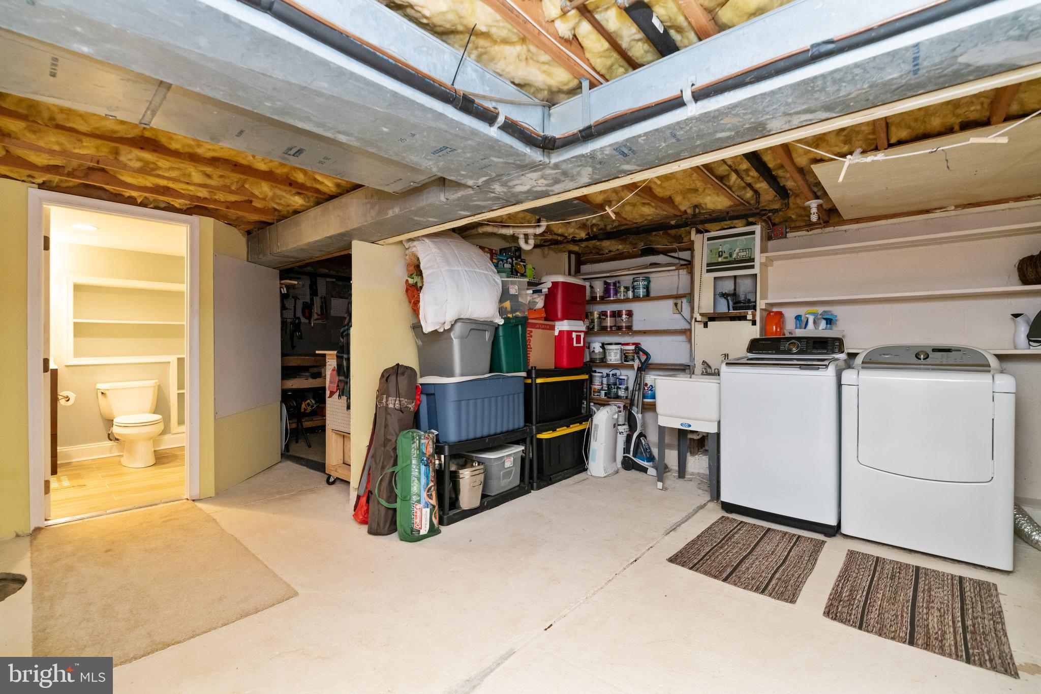 PERRING WOODS COURT - Residential