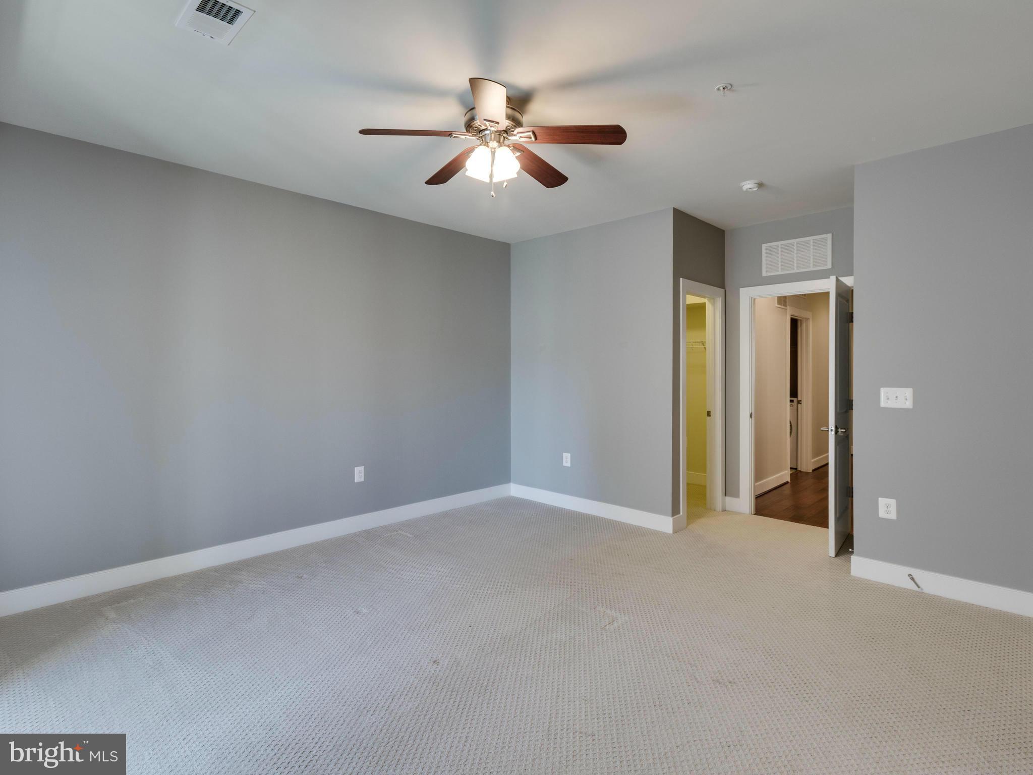 POTOMAC YARD - Residential Lease