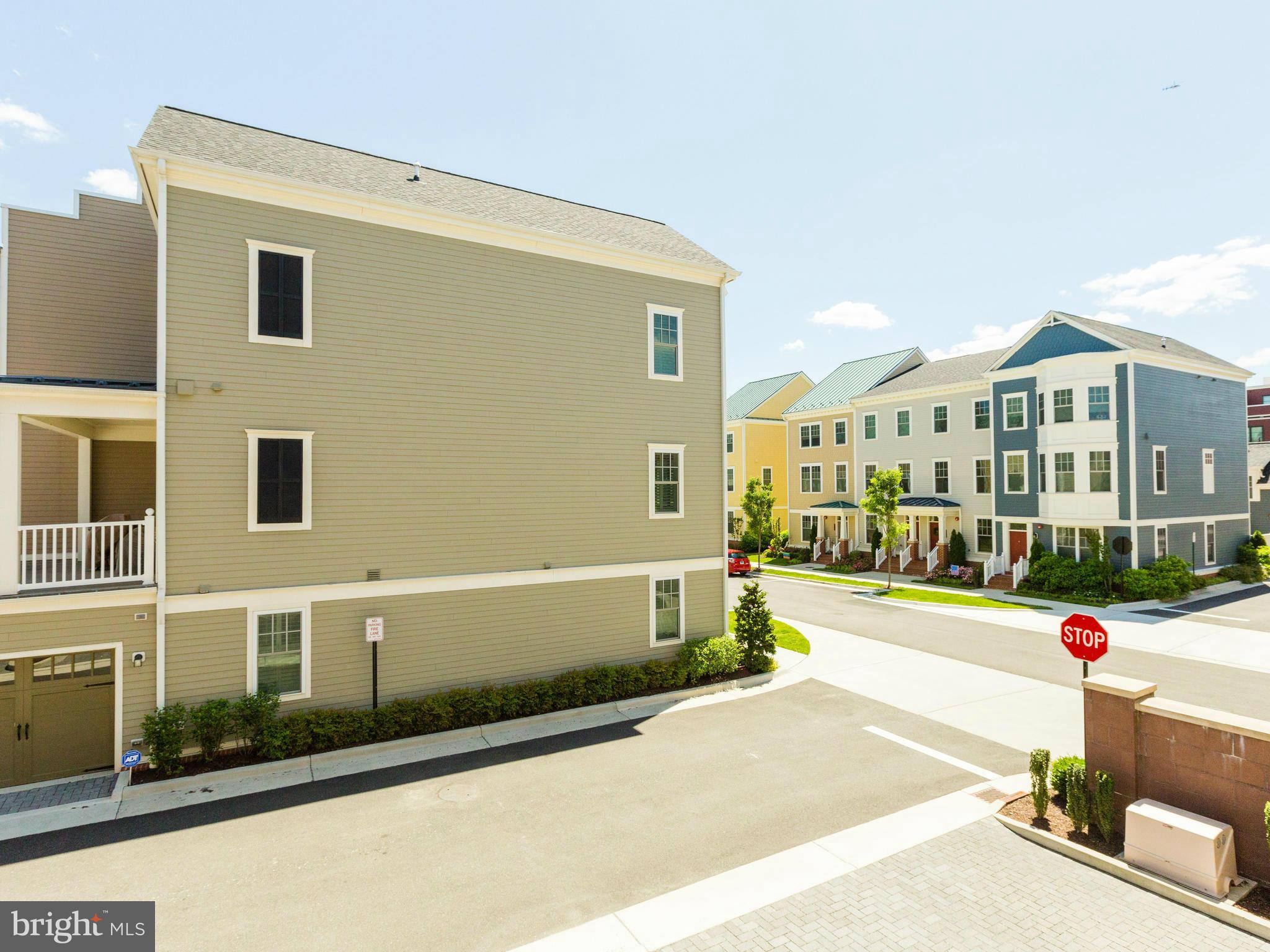 POTOMAC YARD - Residential Lease