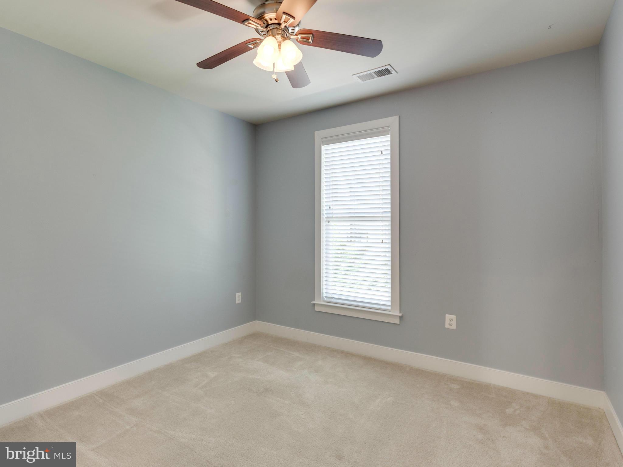 POTOMAC YARD - Residential Lease