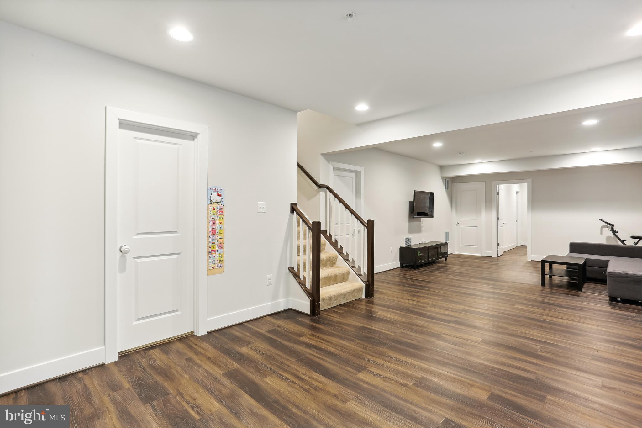 CABIN BRANCH - Residential