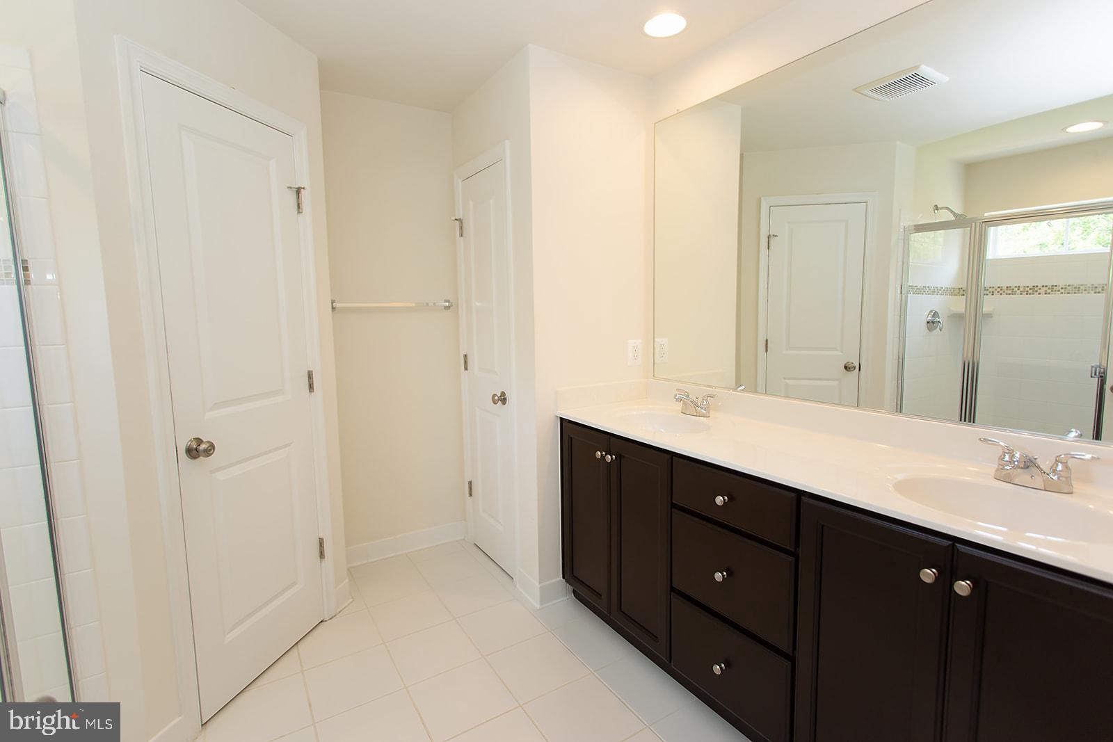 SIGNAL HILL STATION - Residential