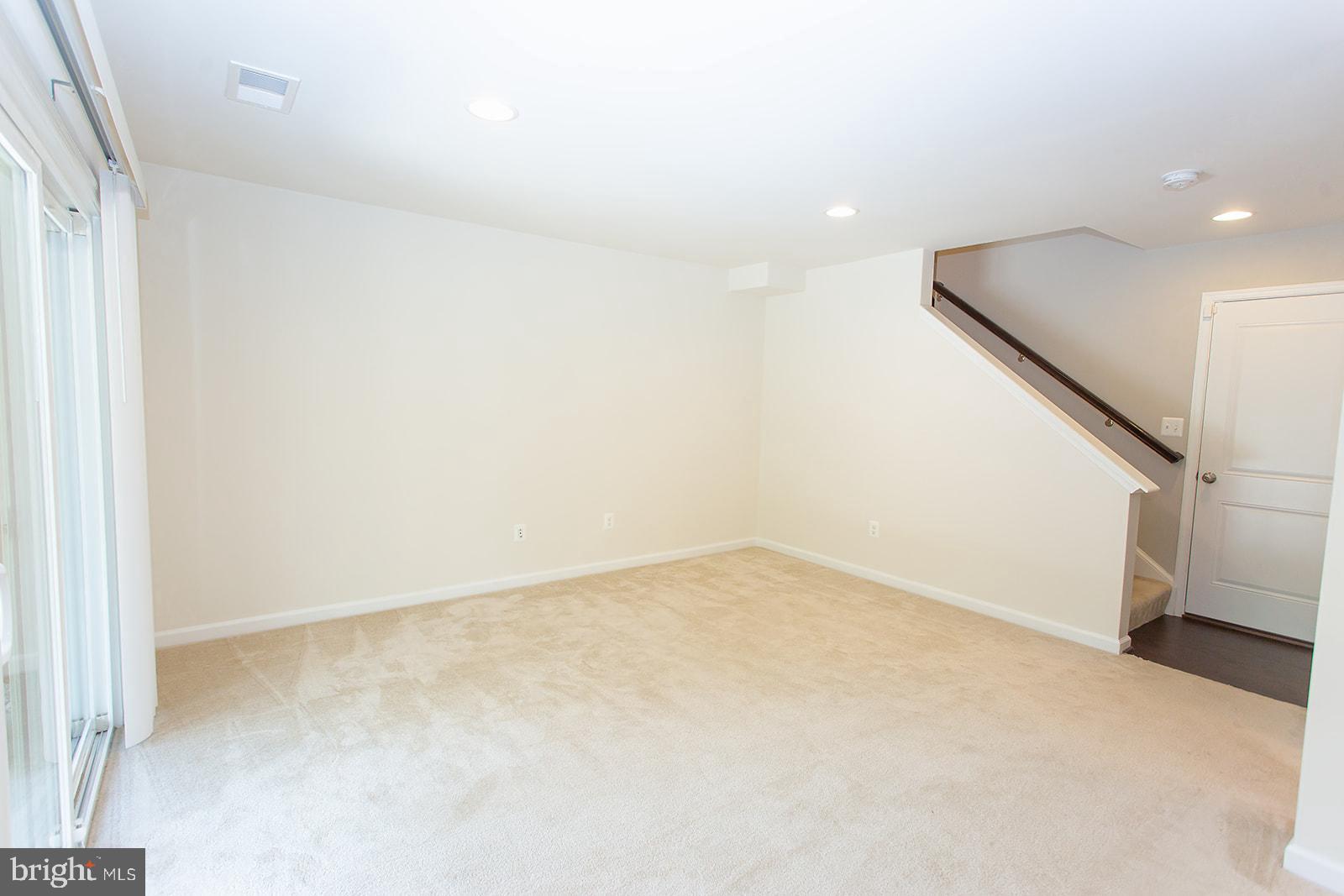 SIGNAL HILL STATION - Residential