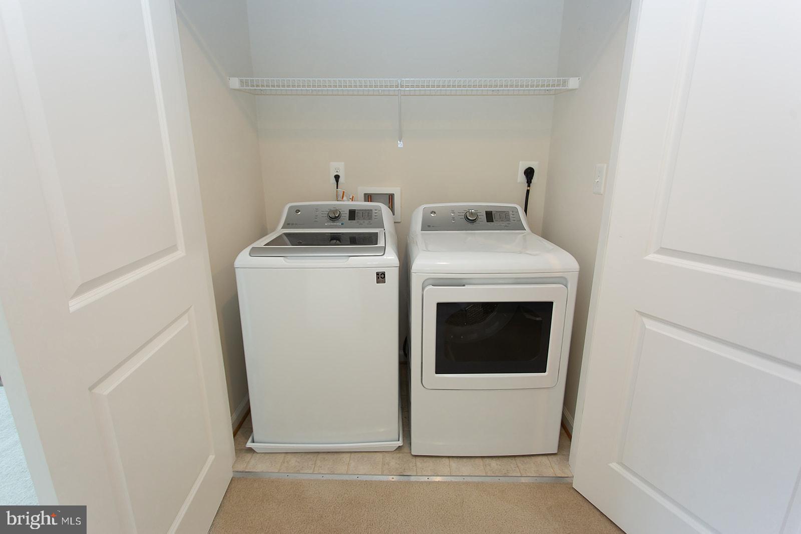 SIGNAL HILL STATION - Residential