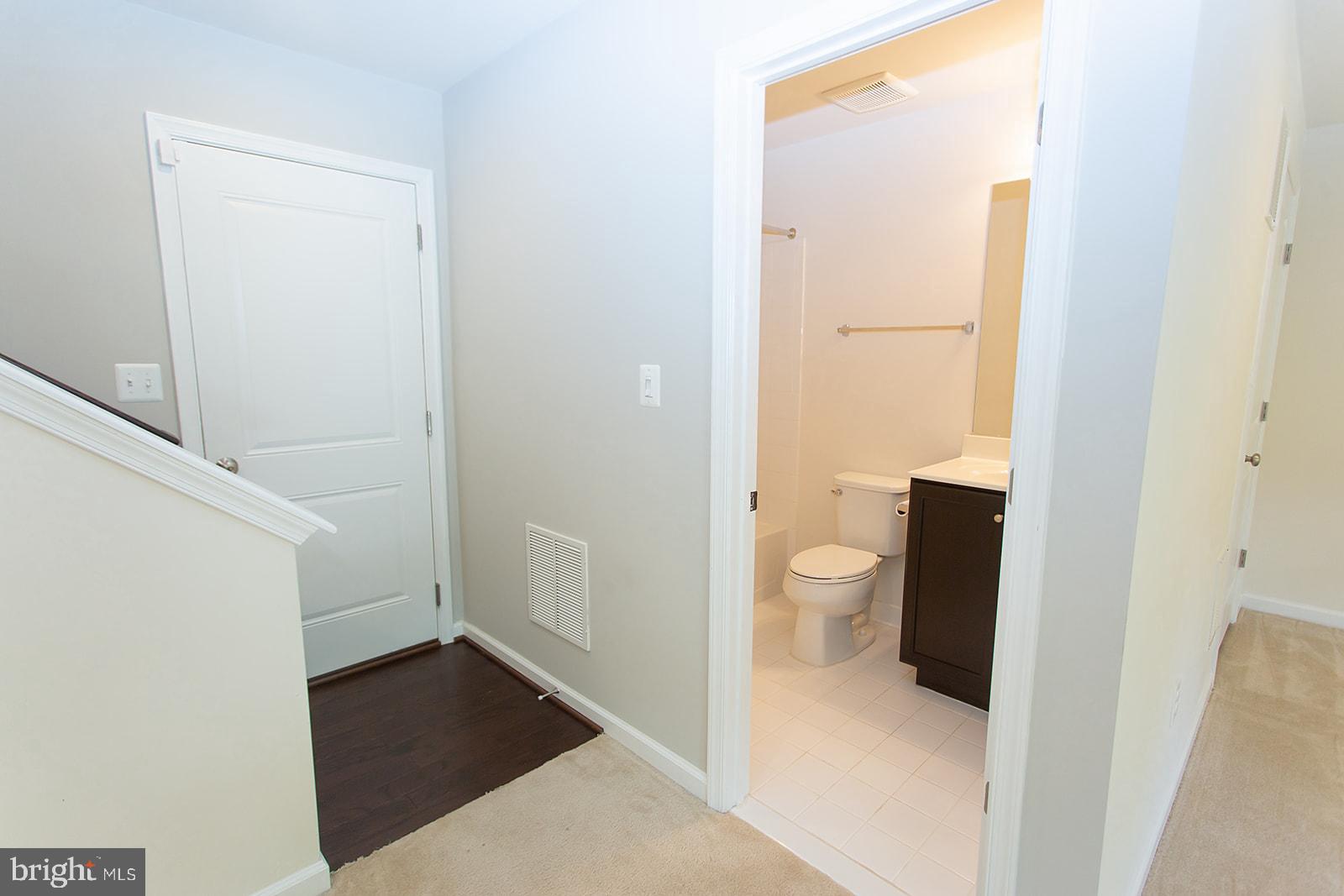 SIGNAL HILL STATION - Residential