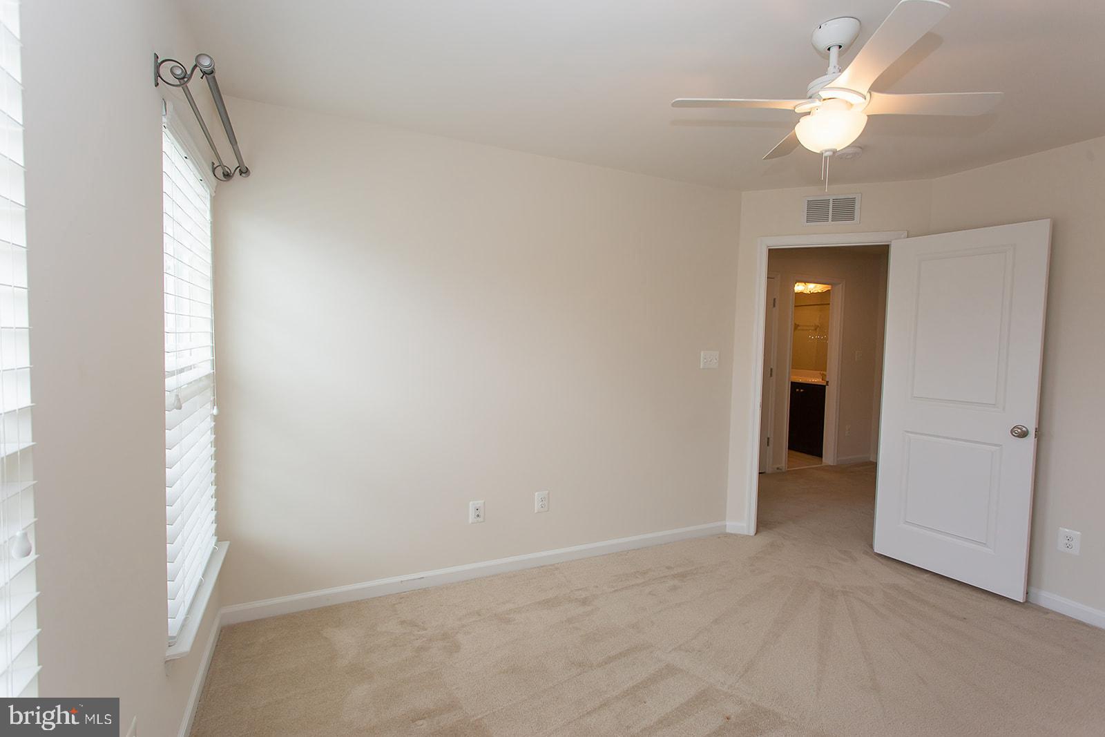 SIGNAL HILL STATION - Residential