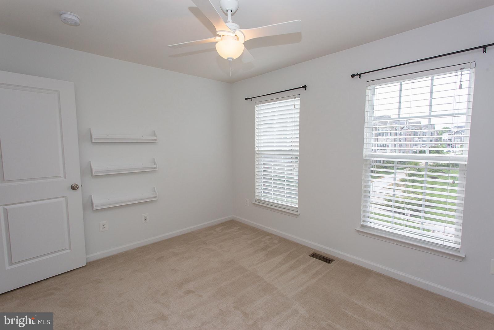 SIGNAL HILL STATION - Residential