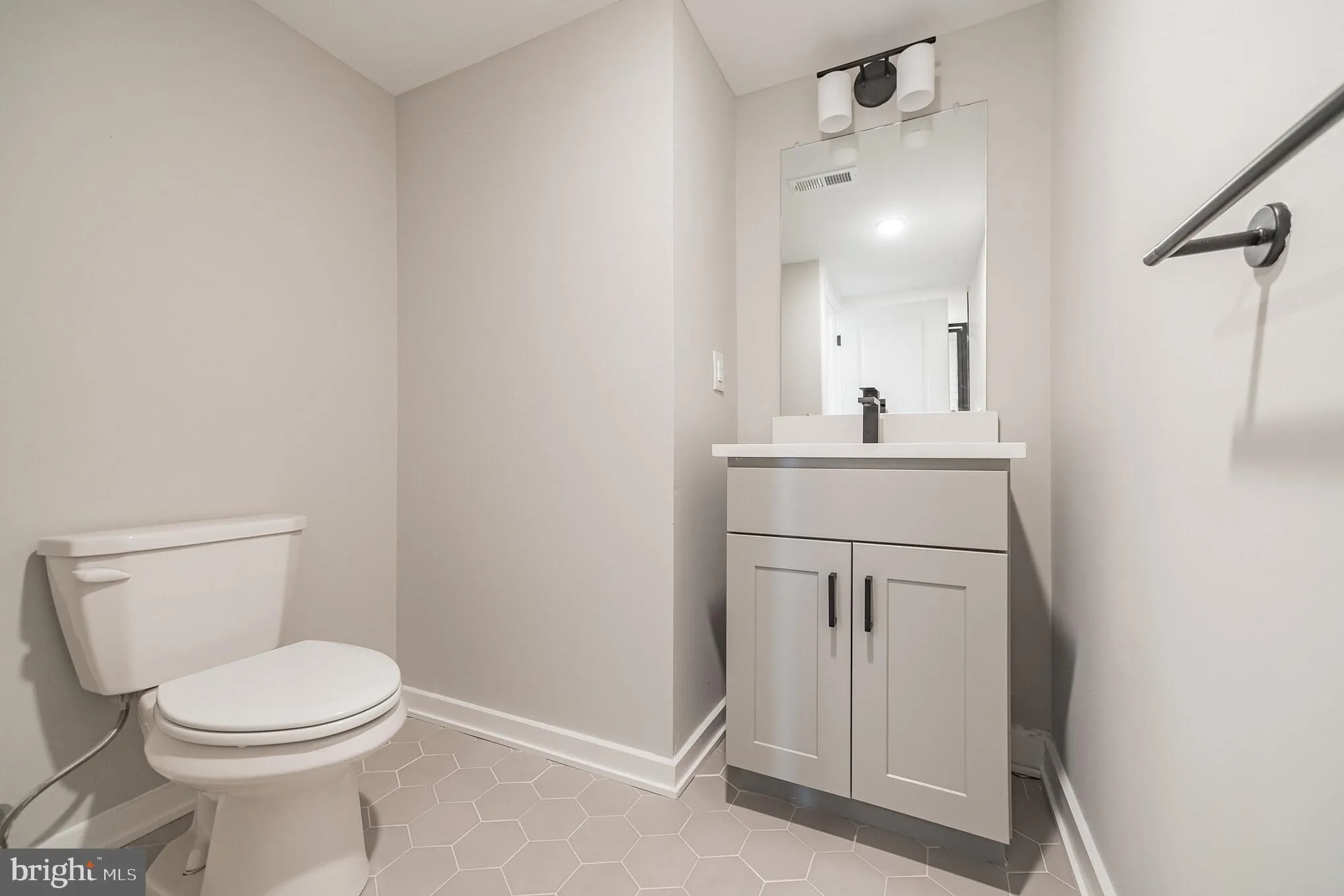 Philadelphia, Pennsylvania 19121, United States, 1 Bedroom Bedrooms, ,1 BathroomBathrooms,Residential,Active,92636