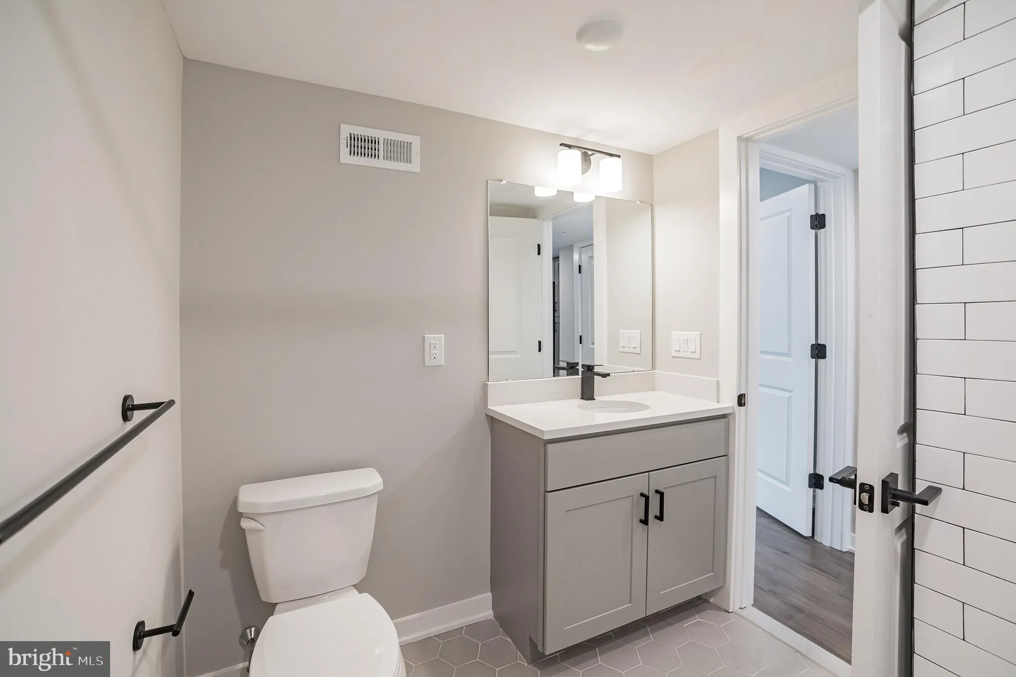 Philadelphia, Pennsylvania 19121, United States, 1 Bedroom Bedrooms, ,1 BathroomBathrooms,Residential,Active,92636