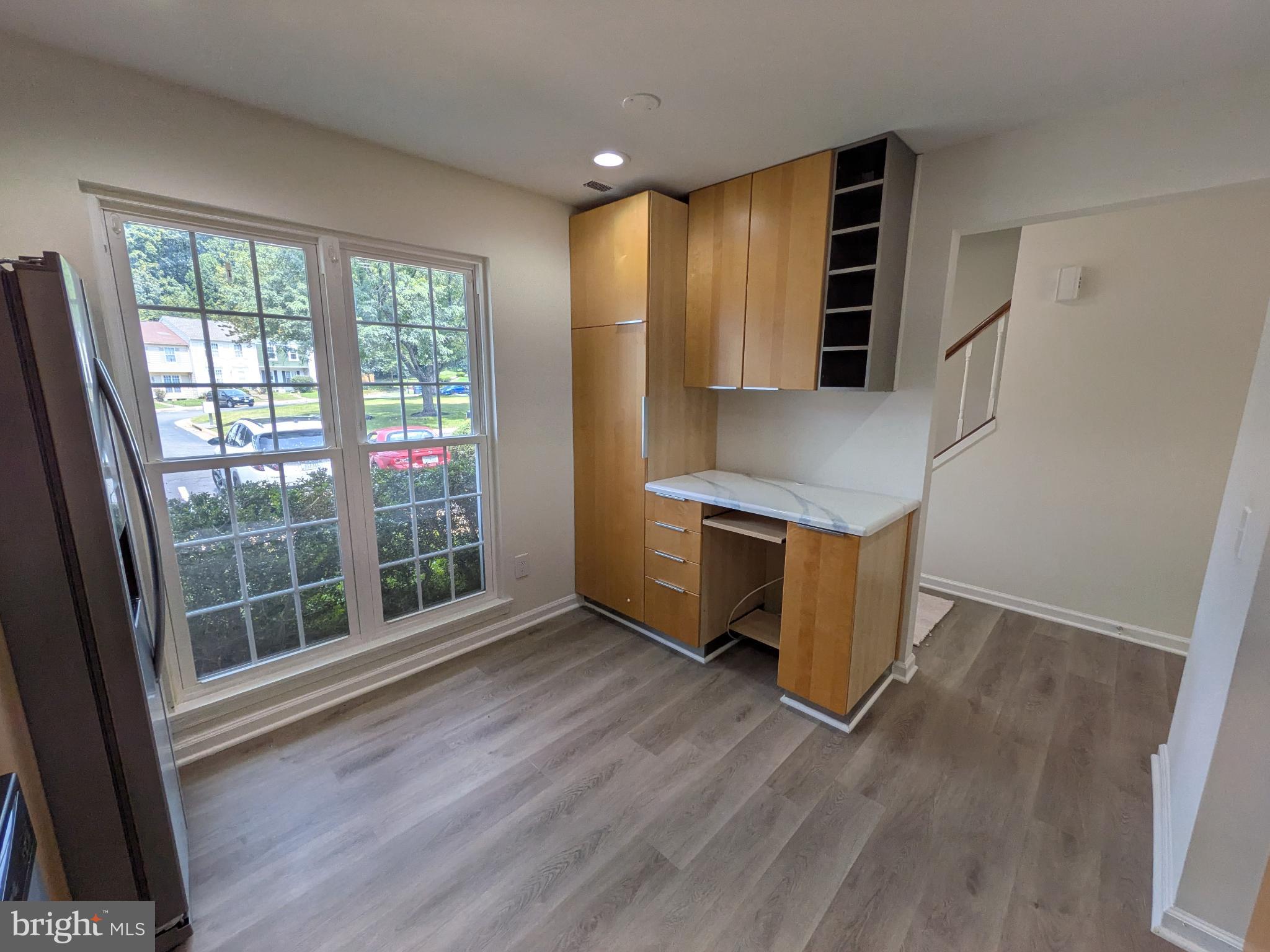 7689 SHEFFIELD VILLAGE LANE