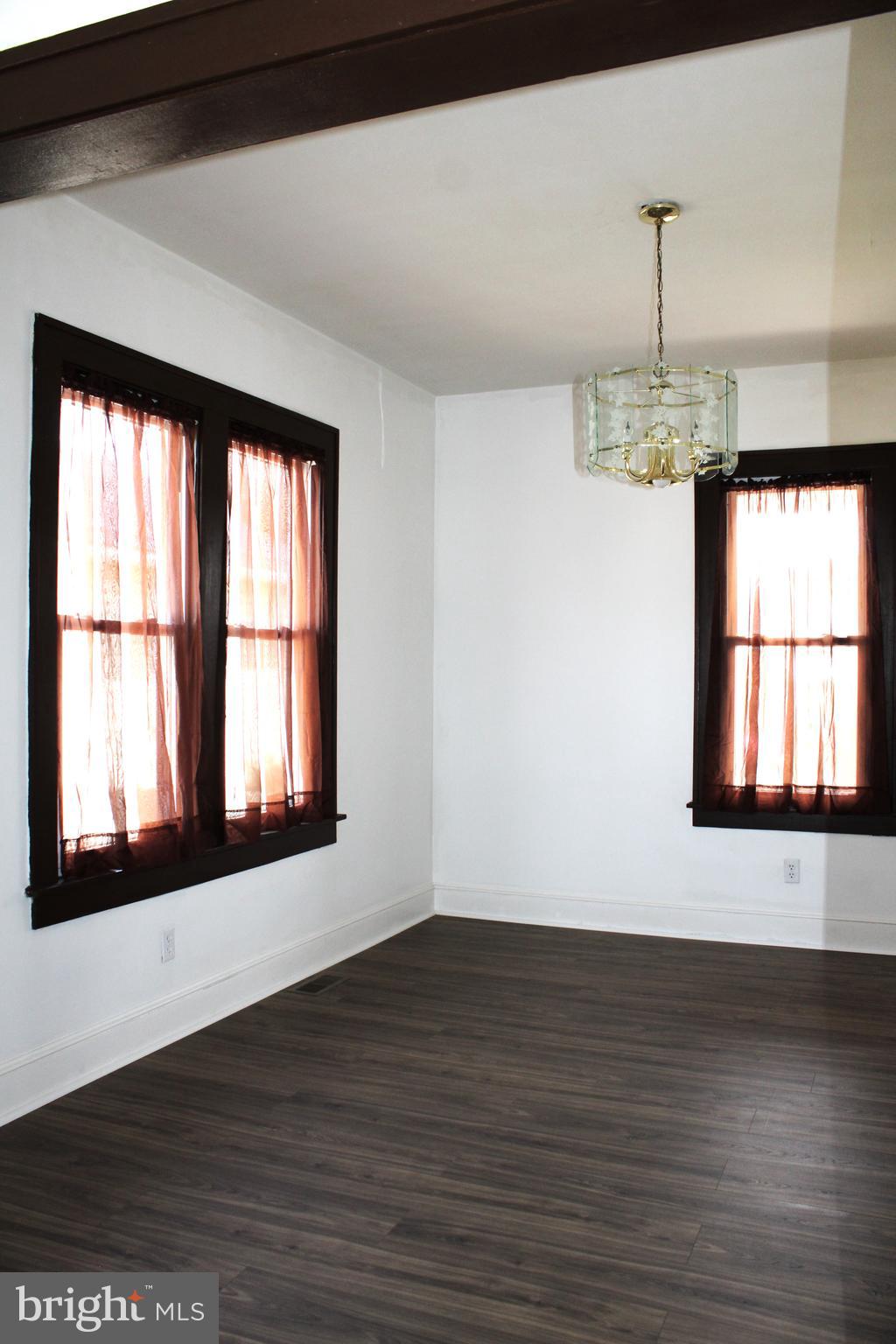 MAPLESIDE - Residential