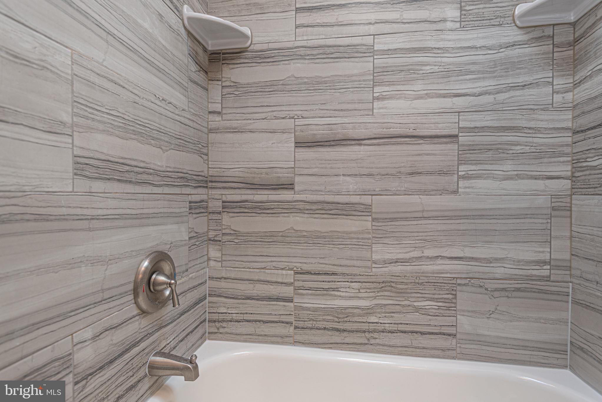 MYSTIC HARBOUR - Residential