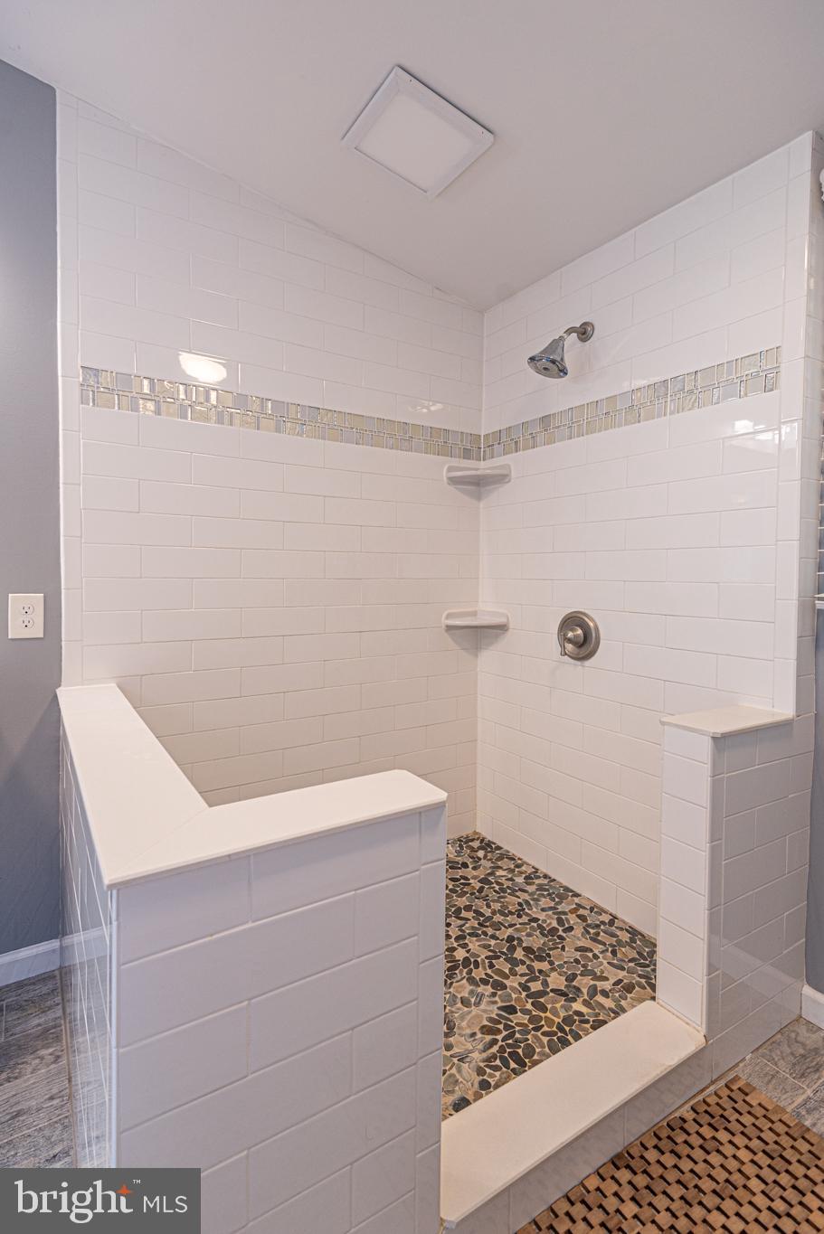 MYSTIC HARBOUR - Residential