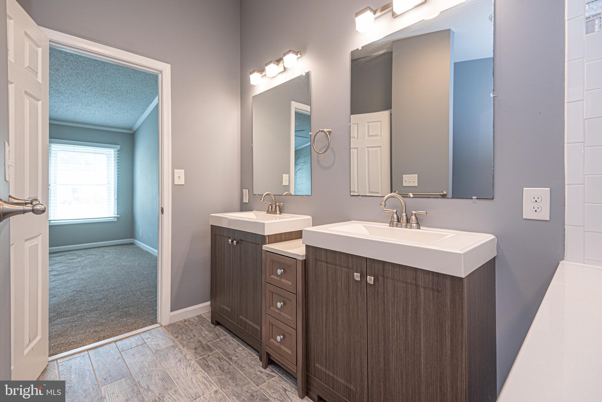 MYSTIC HARBOUR - Residential