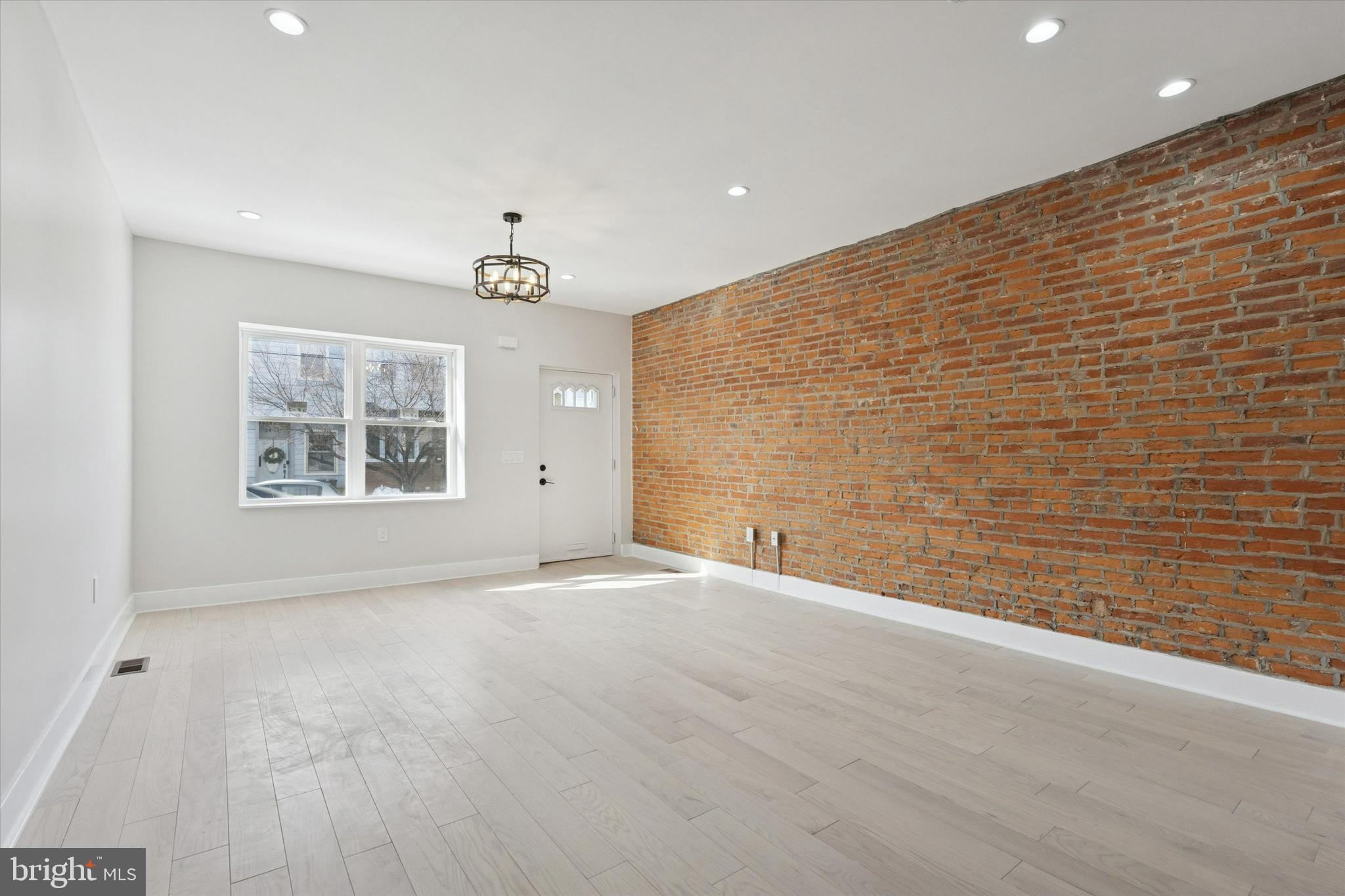 PORT RICHMOND - Residential