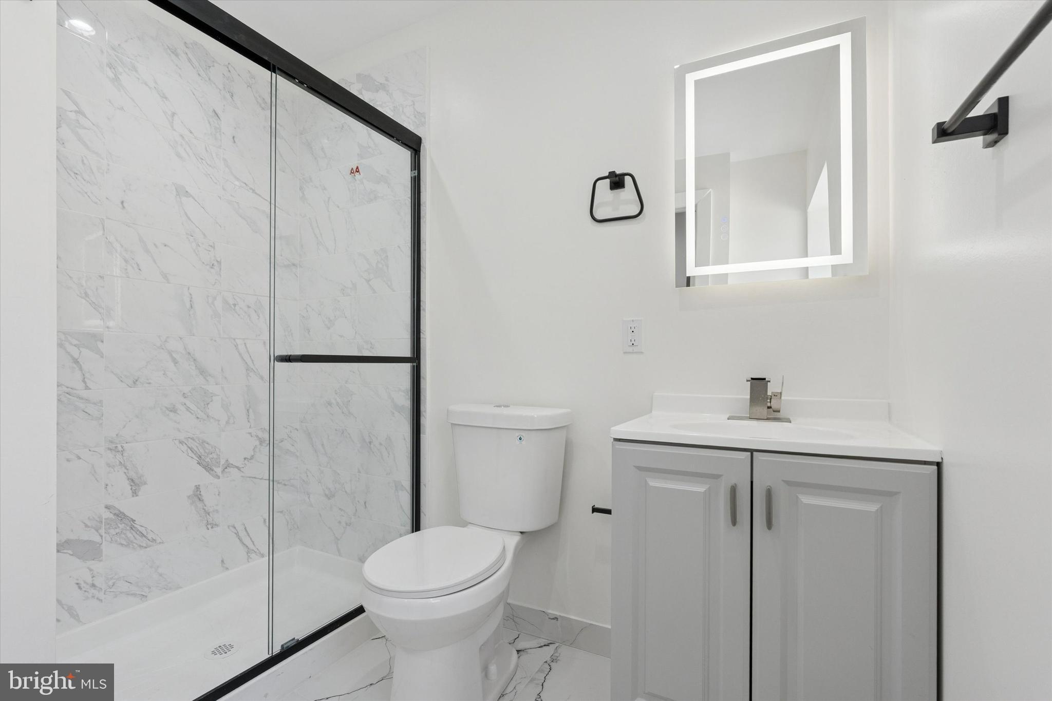 PORT RICHMOND - Residential