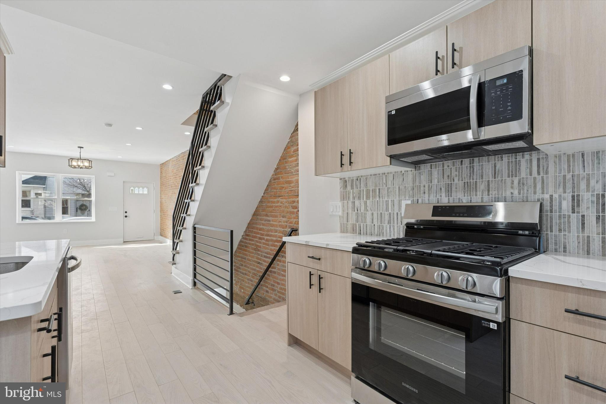 PORT RICHMOND - Residential