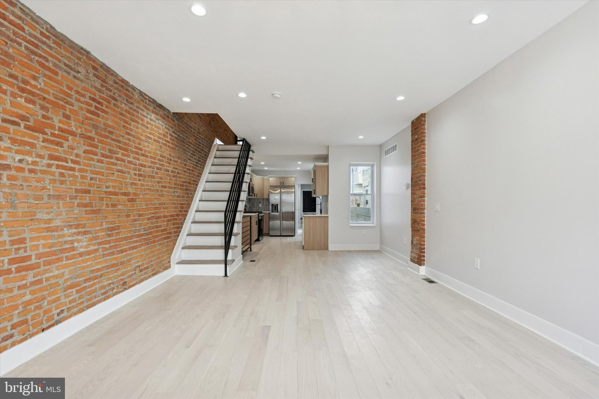 PORT RICHMOND - Residential