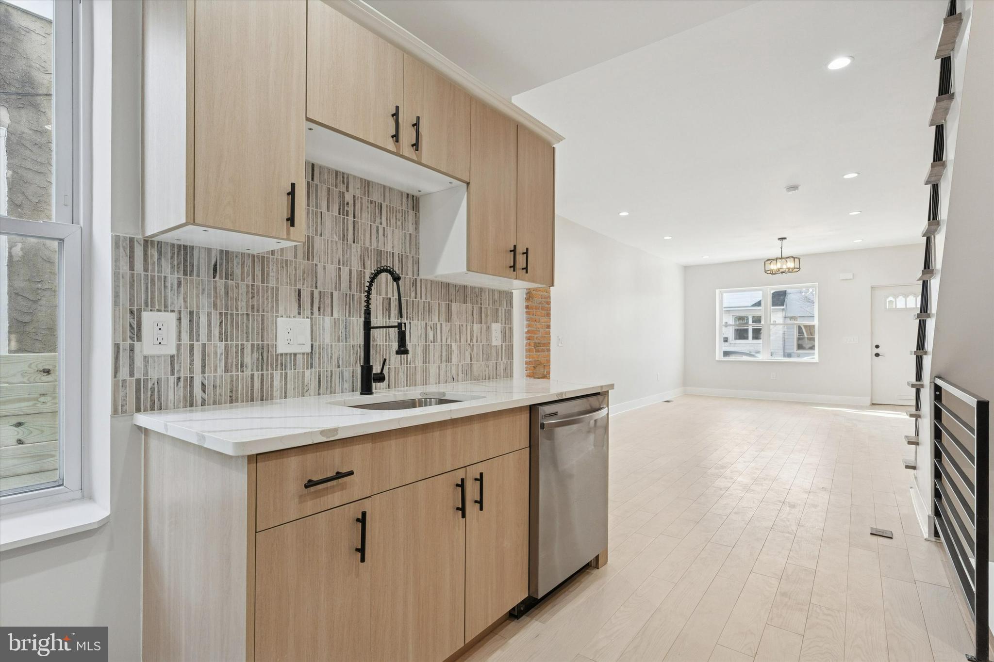 PORT RICHMOND - Residential