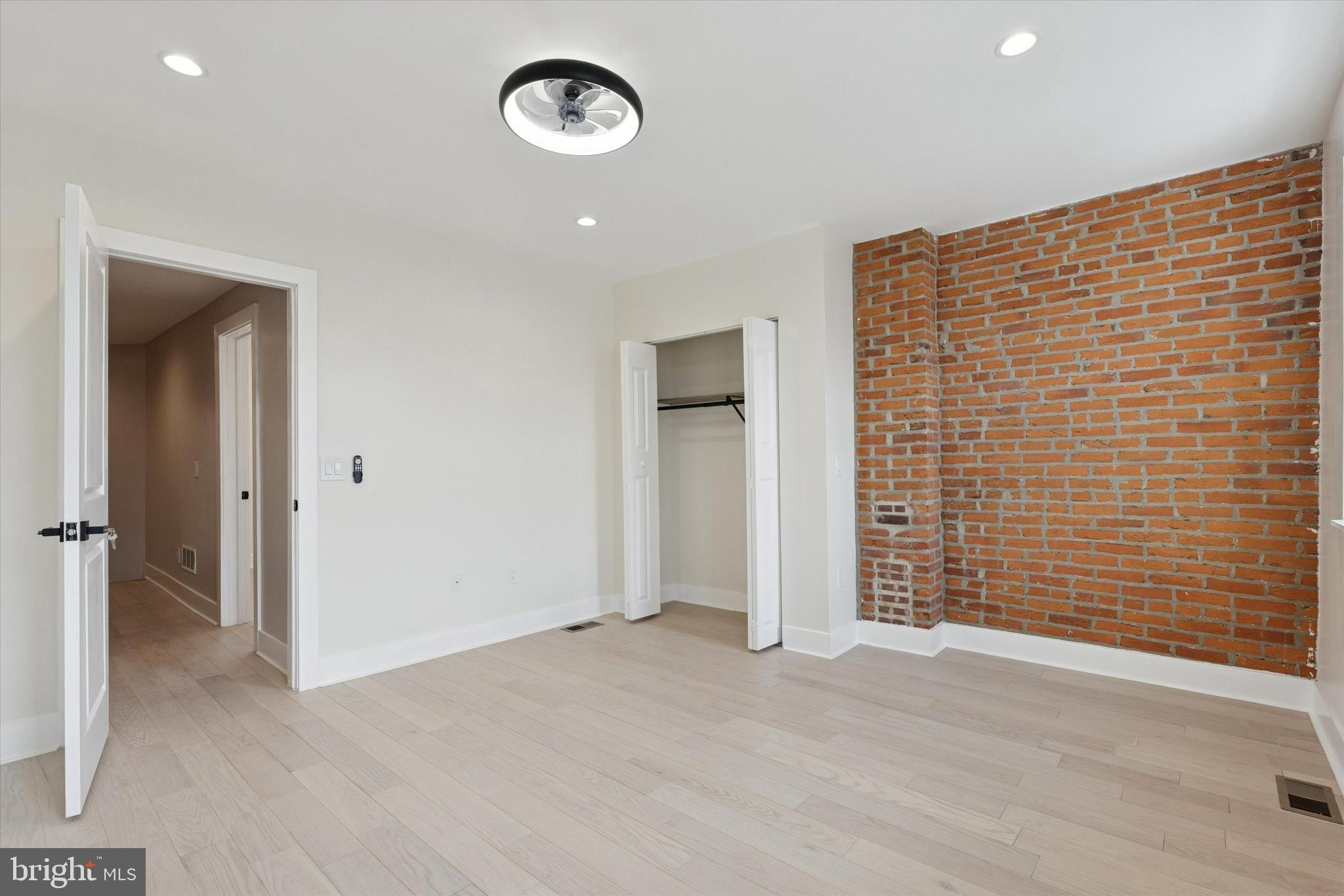 PORT RICHMOND - Residential