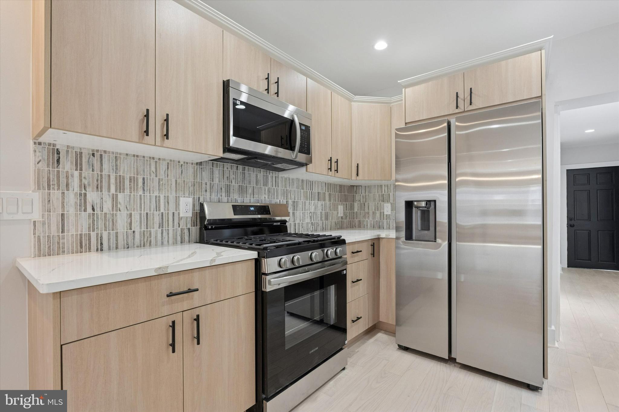 PORT RICHMOND - Residential