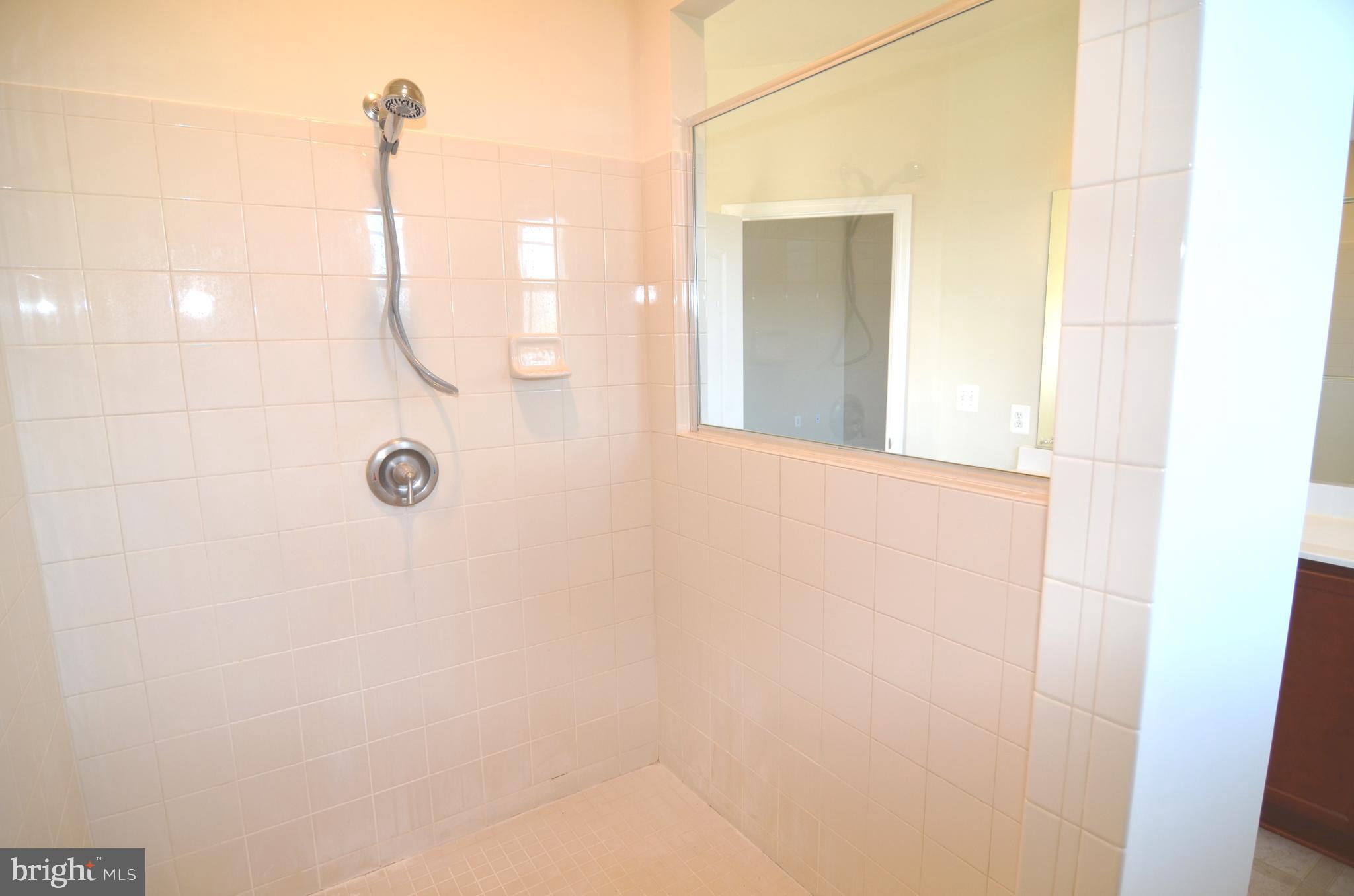 STONEBRIDGE SUB - Residential Lease