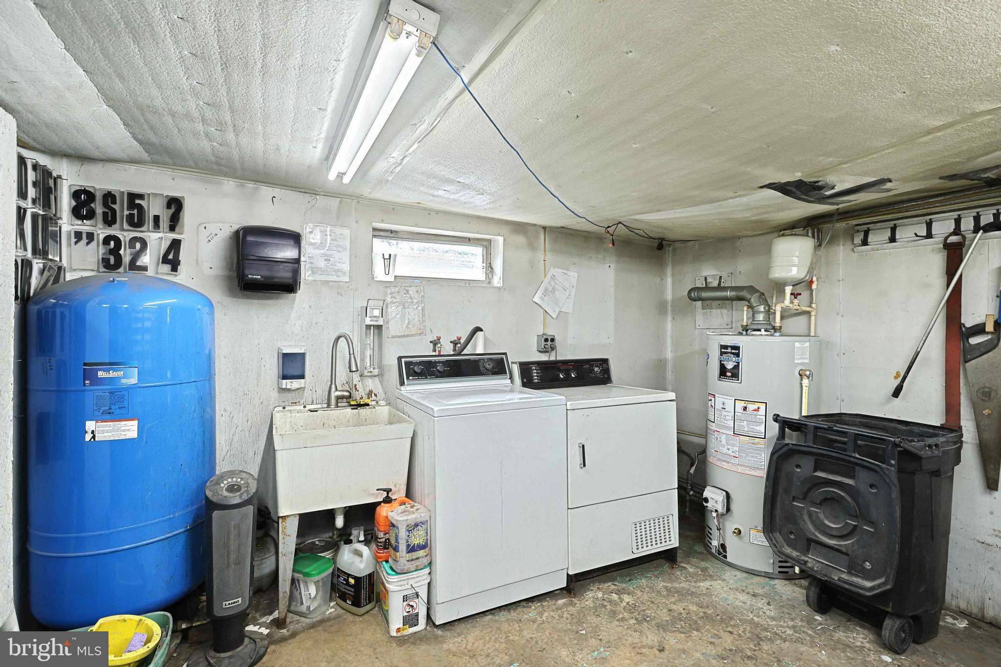 ABBOTTSTOWN - Commercial Sale