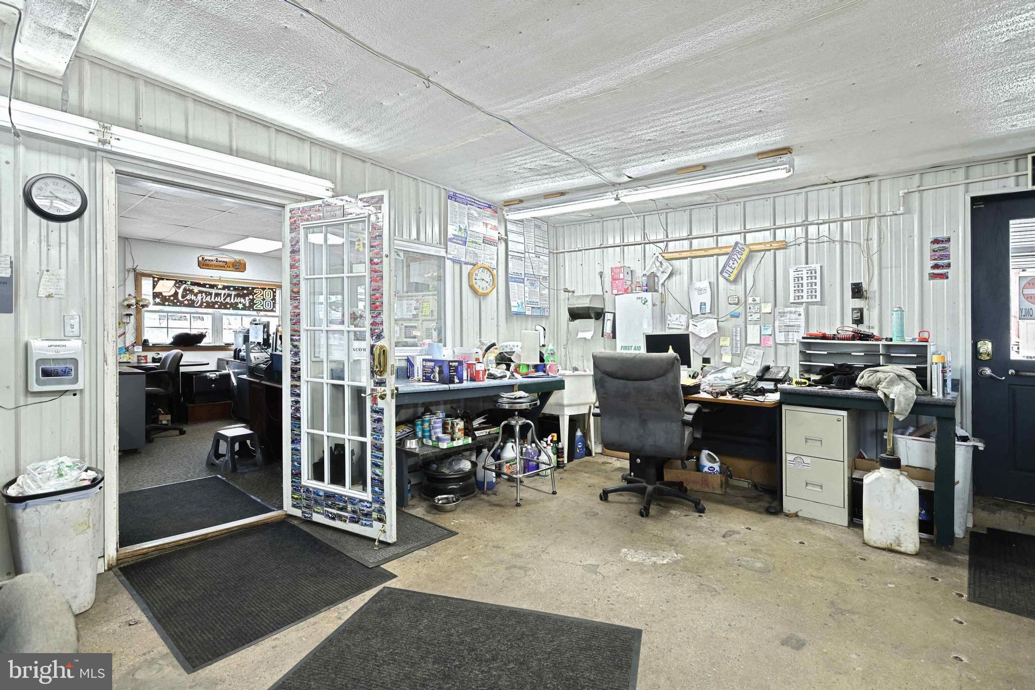 ABBOTTSTOWN - Commercial Sale