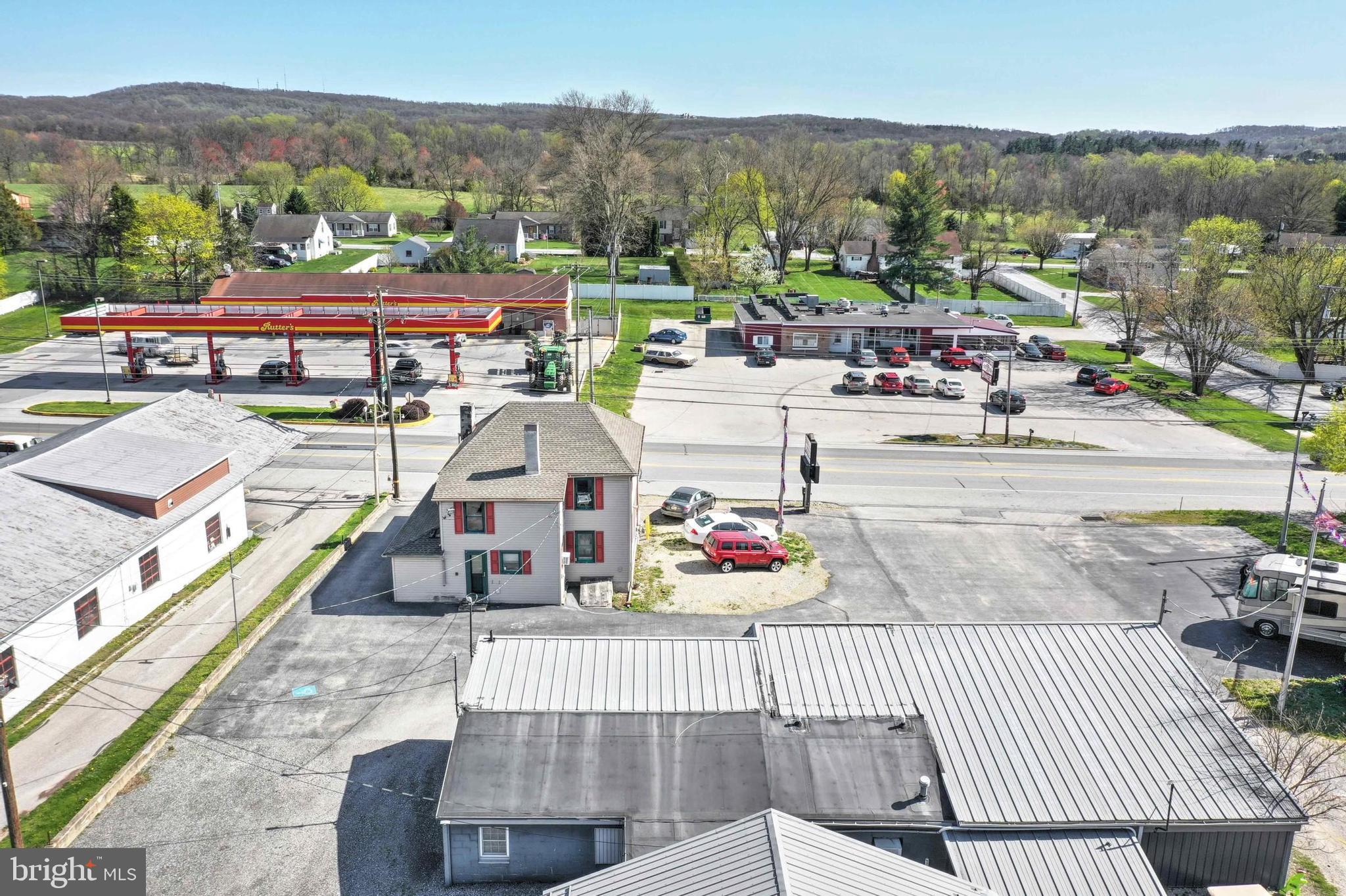 ABBOTTSTOWN - Commercial Sale