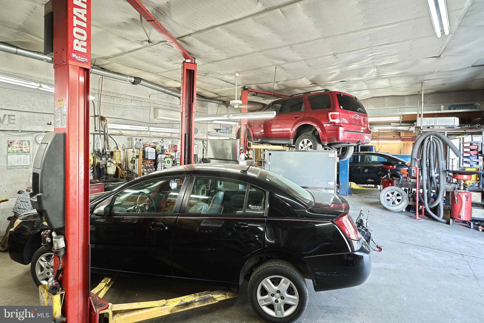ABBOTTSTOWN - Commercial Sale