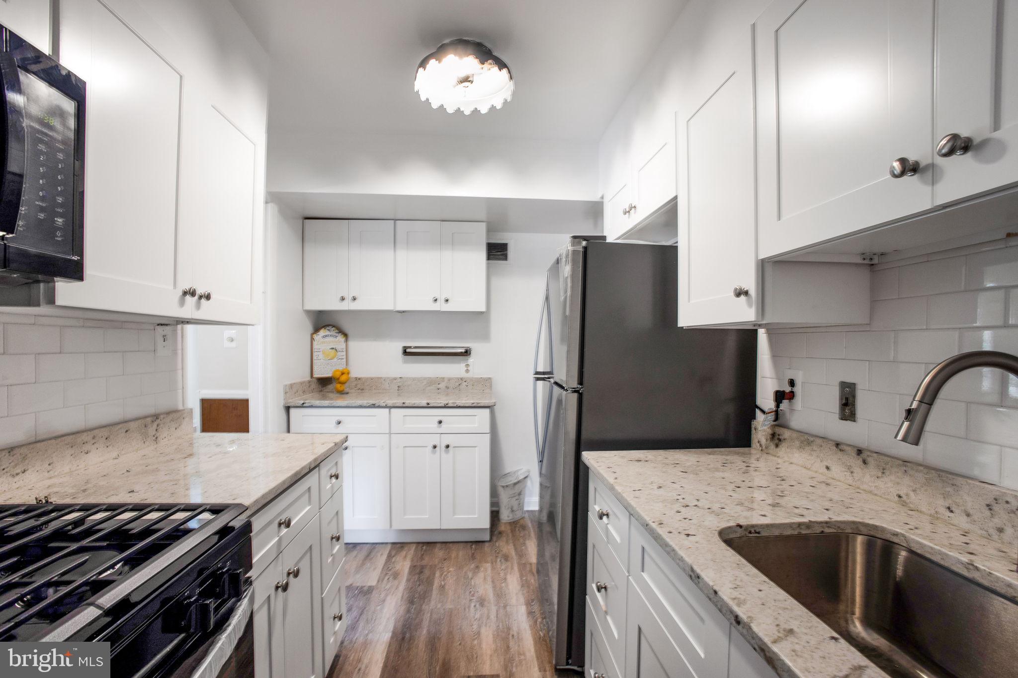 PARKLAWN - Residential