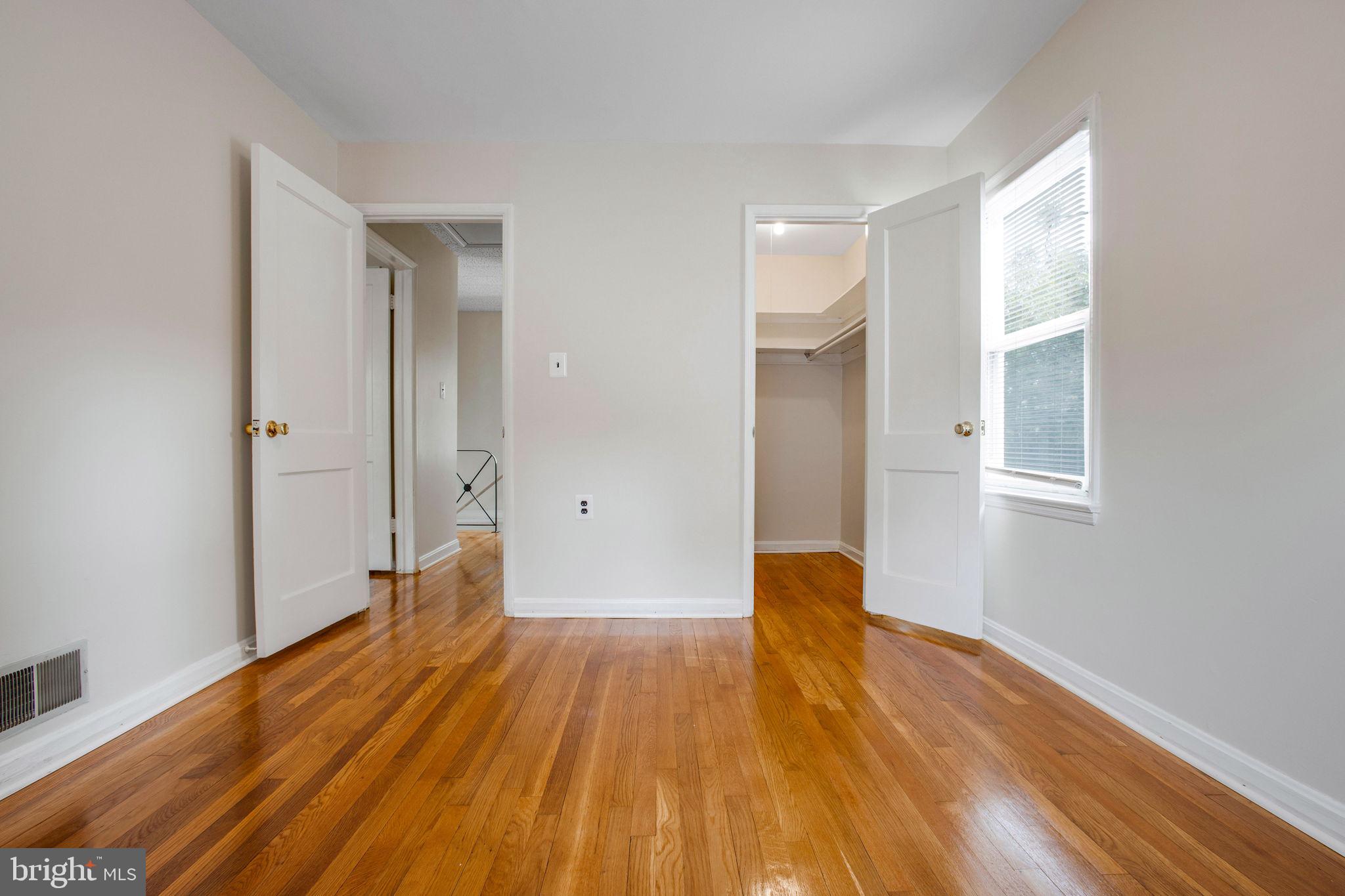 PARKLAWN - Residential