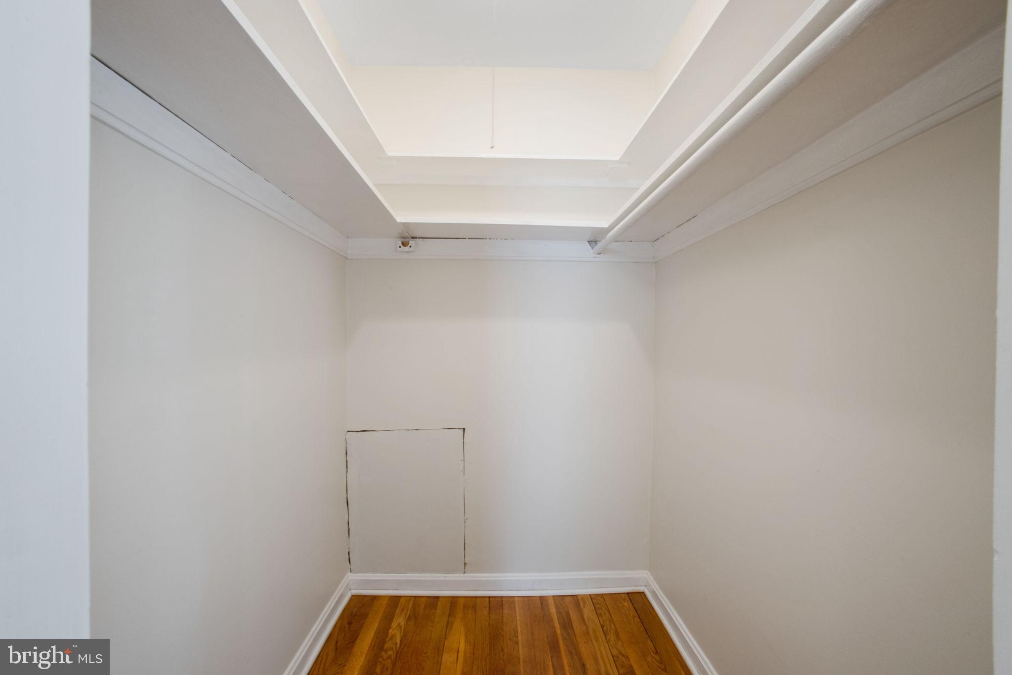 PARKLAWN - Residential