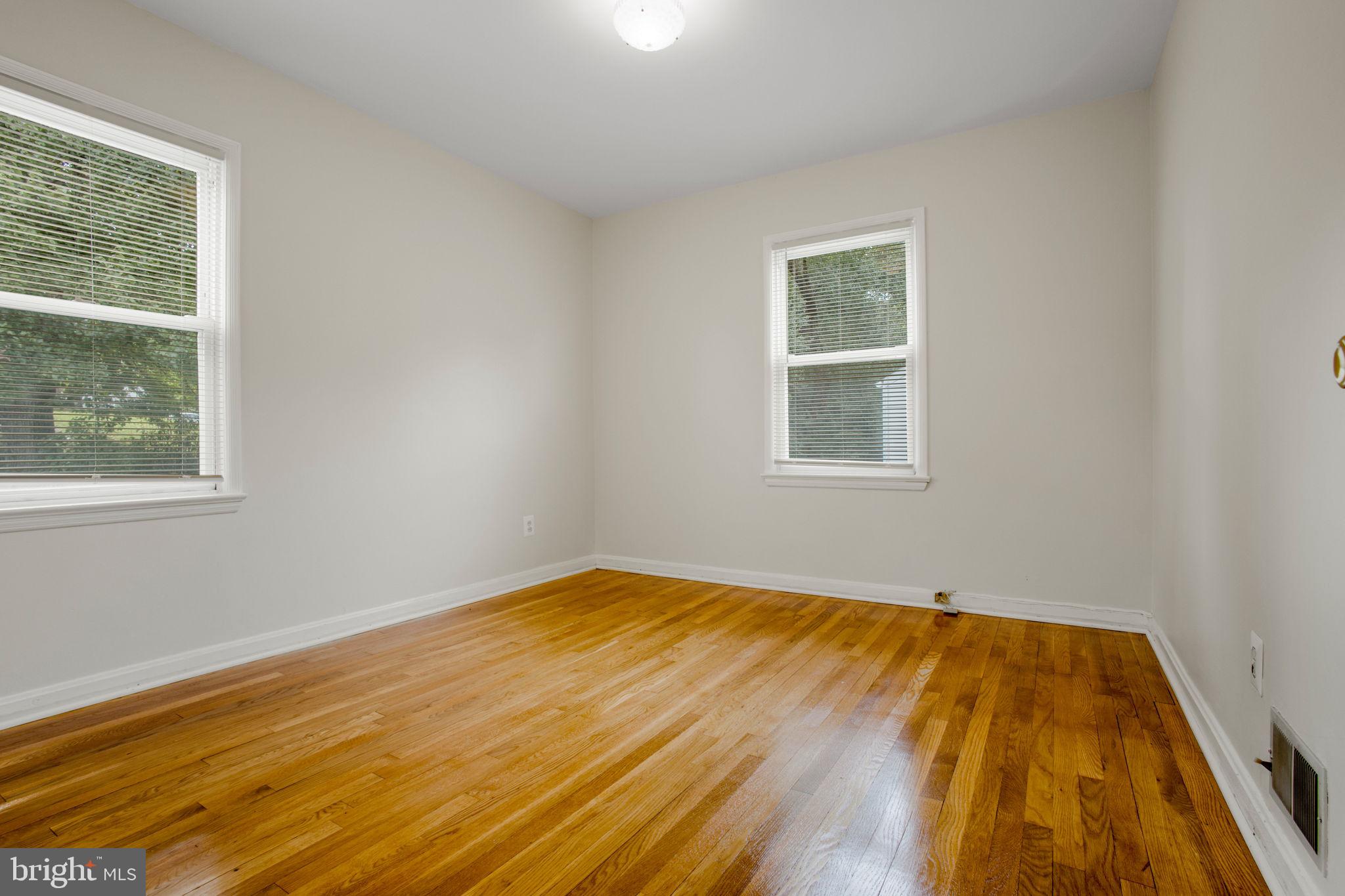 PARKLAWN - Residential