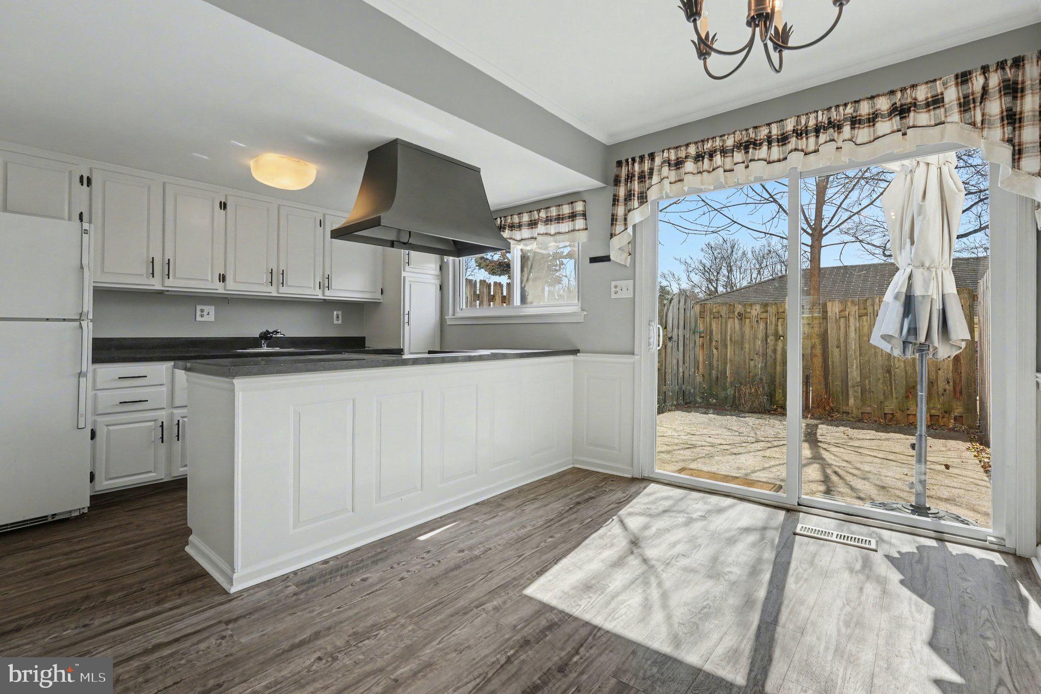 CHATHAM VIL OF TOW - Residential