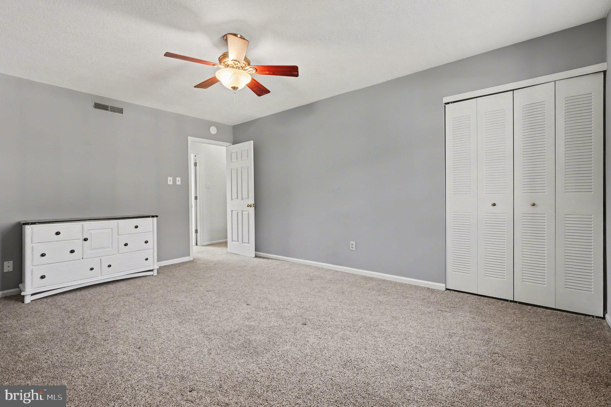 CHATHAM VIL OF TOW - Residential