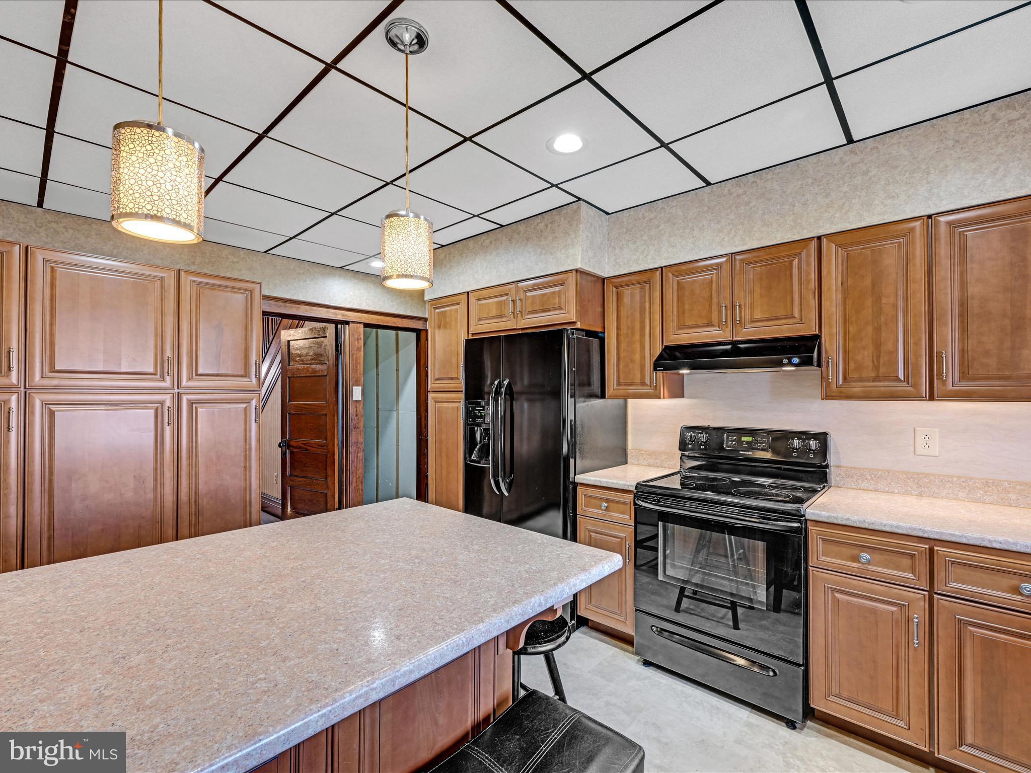 POTTSVILLE - Residential