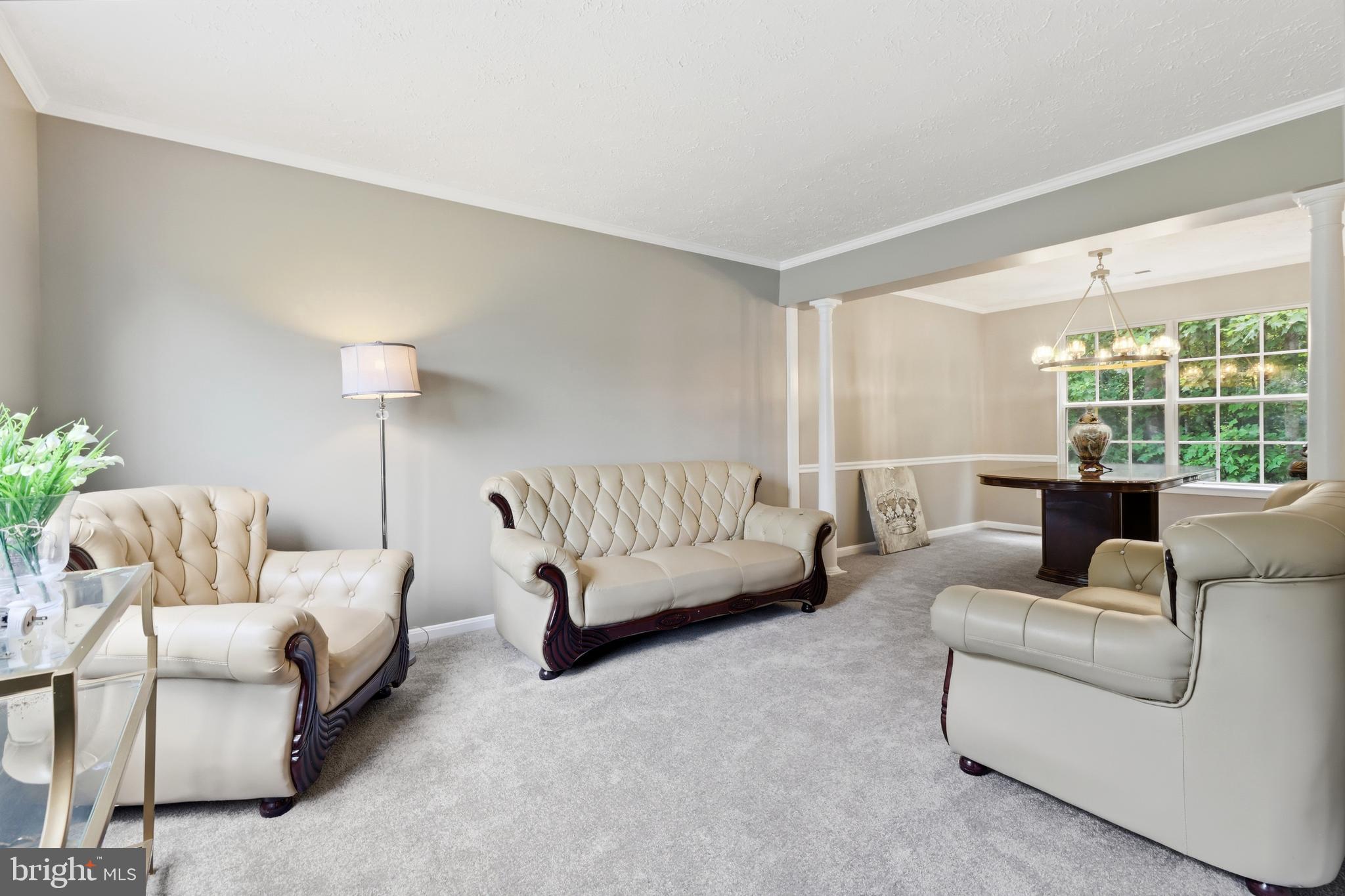 2700 TRED AVON COURT