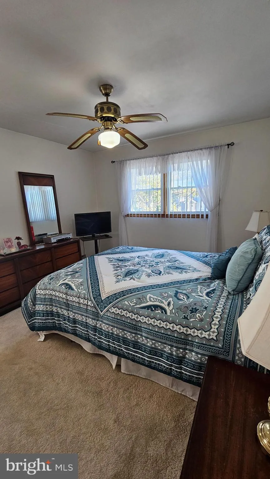 Scotch Plains, New Jersey 07076, United States, 3 Bedrooms Bedrooms, ,2 BathroomsBathrooms,Residential,Pending,38398