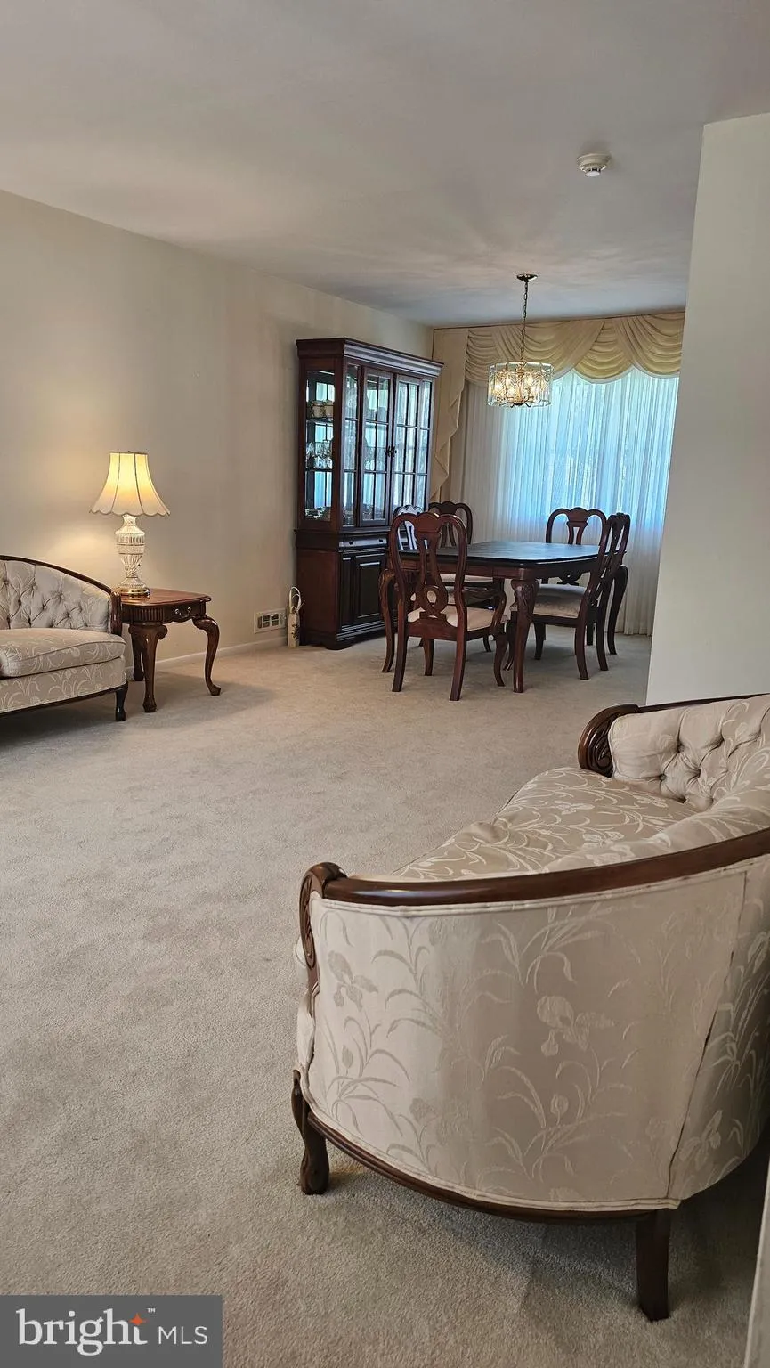 Scotch Plains, New Jersey 07076, United States, 3 Bedrooms Bedrooms, ,2 BathroomsBathrooms,Residential,Pending,38398